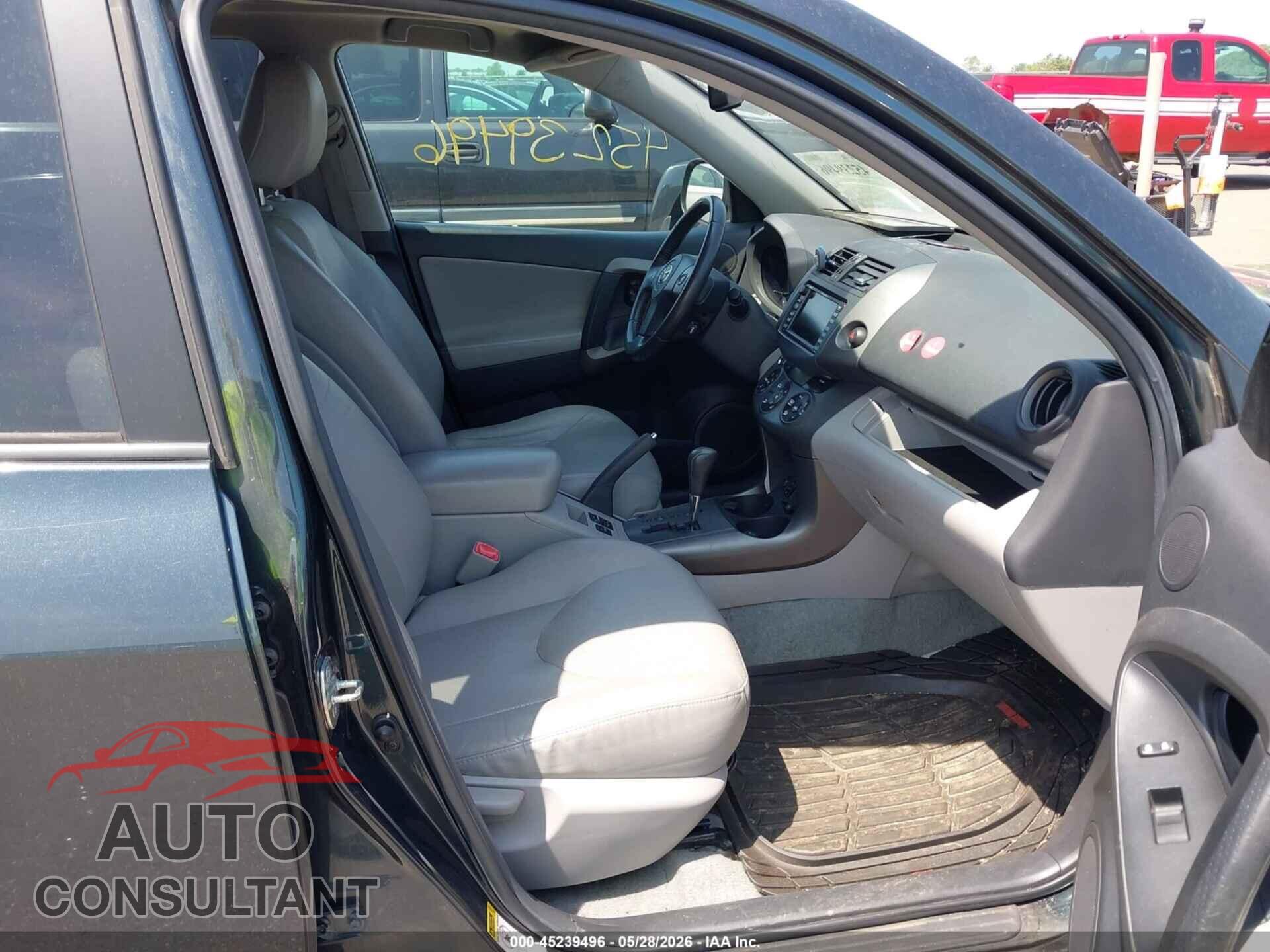 TOYOTA RAV4 2011 - 2T3DF4DV3BW100072