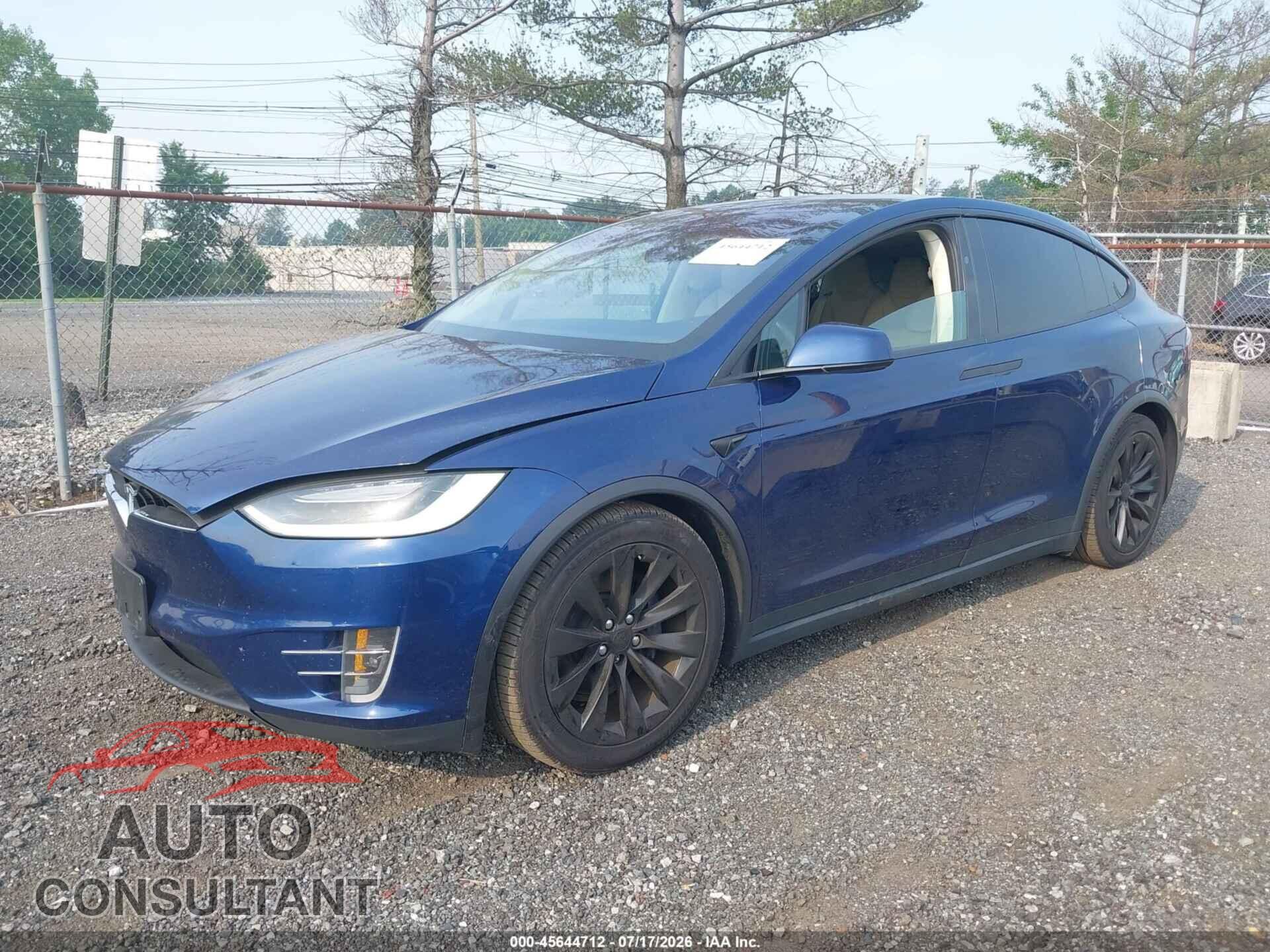 TESLA MODEL X 2016 - 5YJXCAE23GF031499