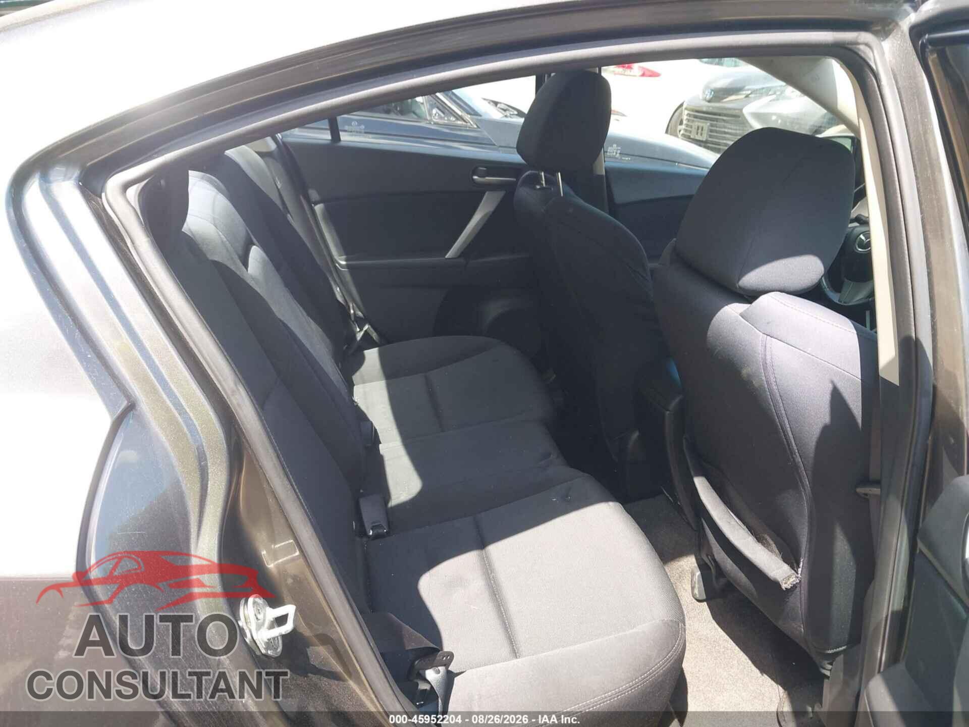 MAZDA MAZDA3 2011 - JM1BL1U68B1482718