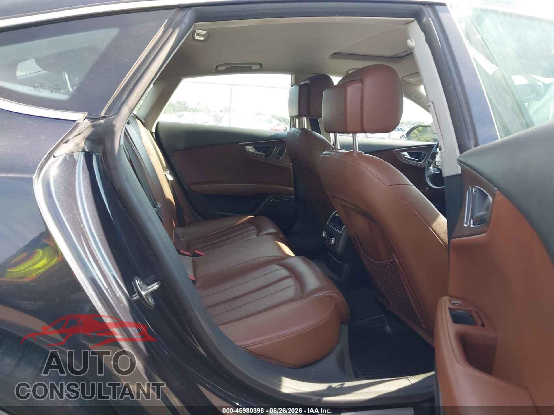 AUDI A7 2013 - WAU2GBFC8DN063239