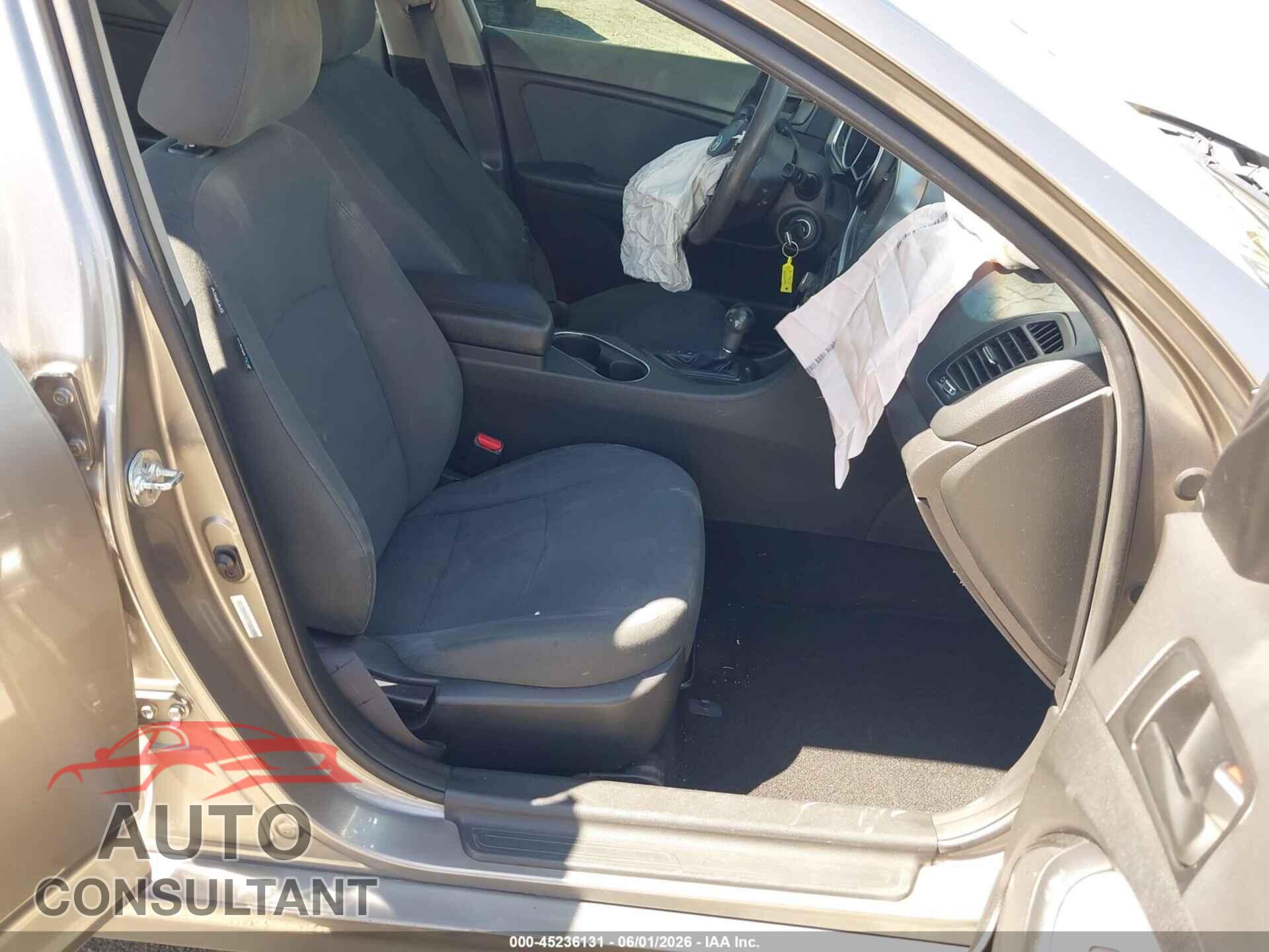 KIA OPTIMA 2015 - 5XXGM4A71FG442329