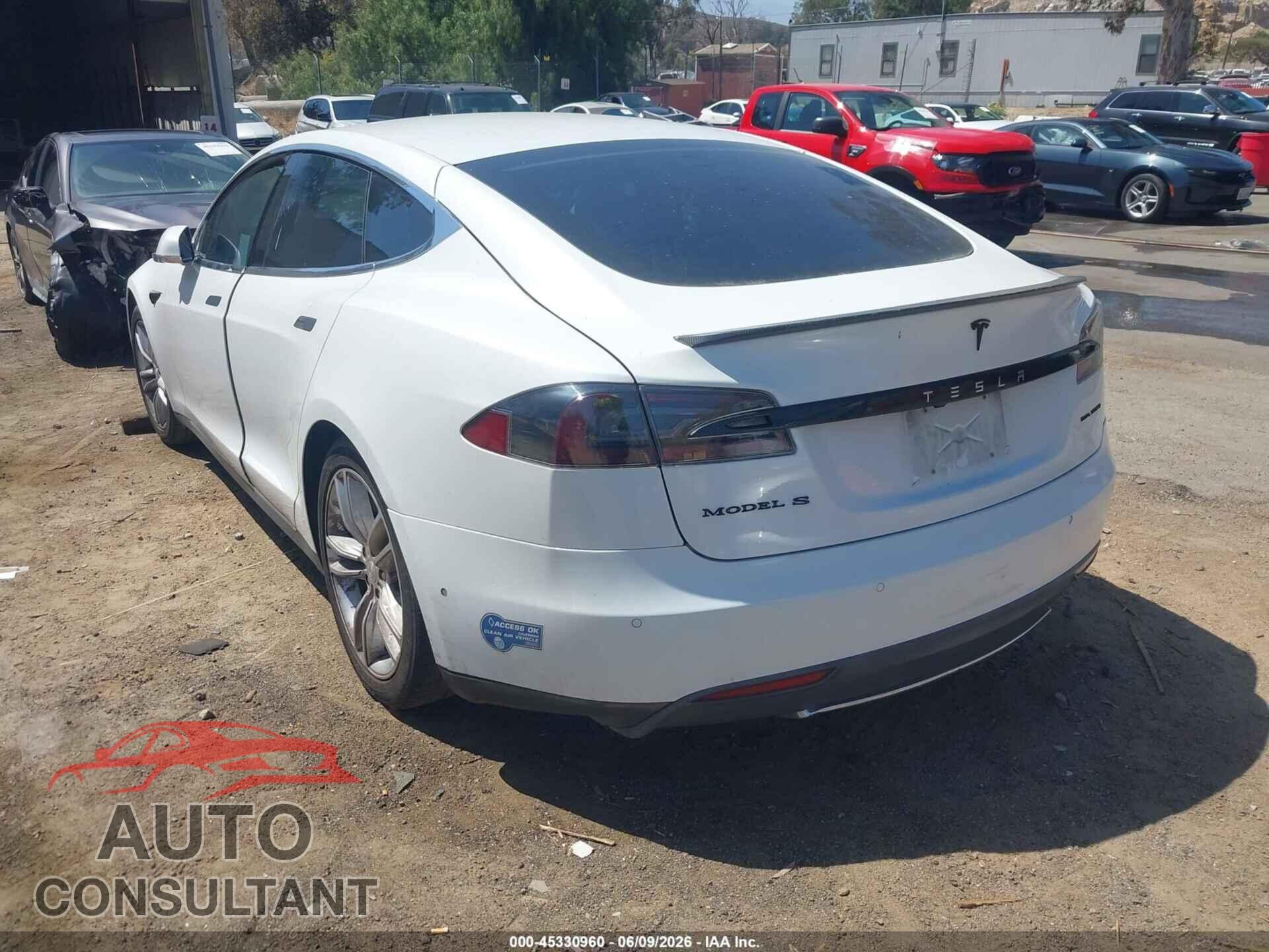 TESLA MODEL S 2016 - 5YJSA1E17GF123402
