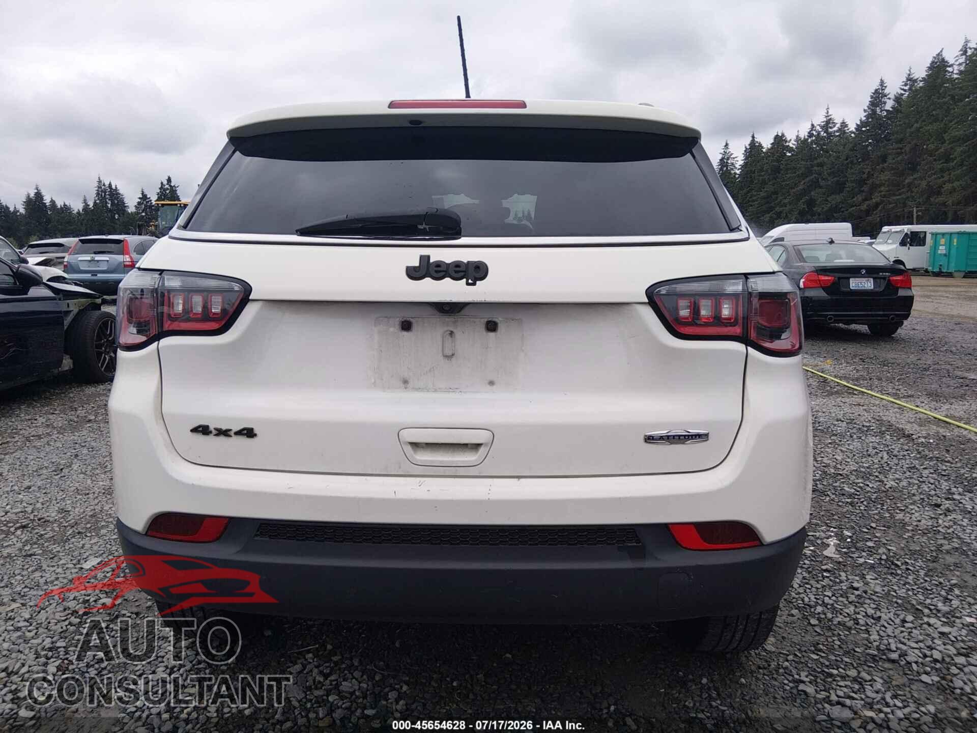 JEEP COMPASS 2017 - 3C4NJDBB0HT611122