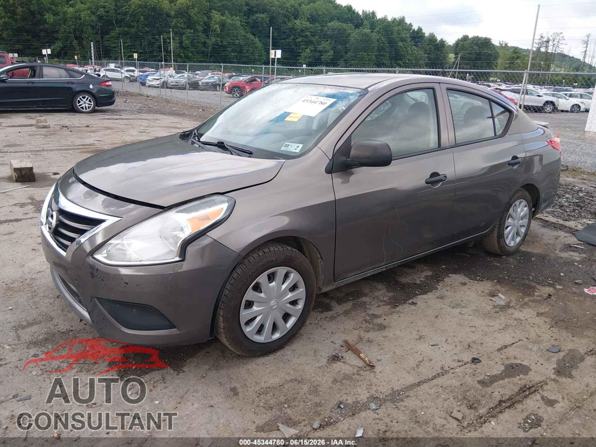 NISSAN VERSA 2015 - 3N1CN7AP1FL824462