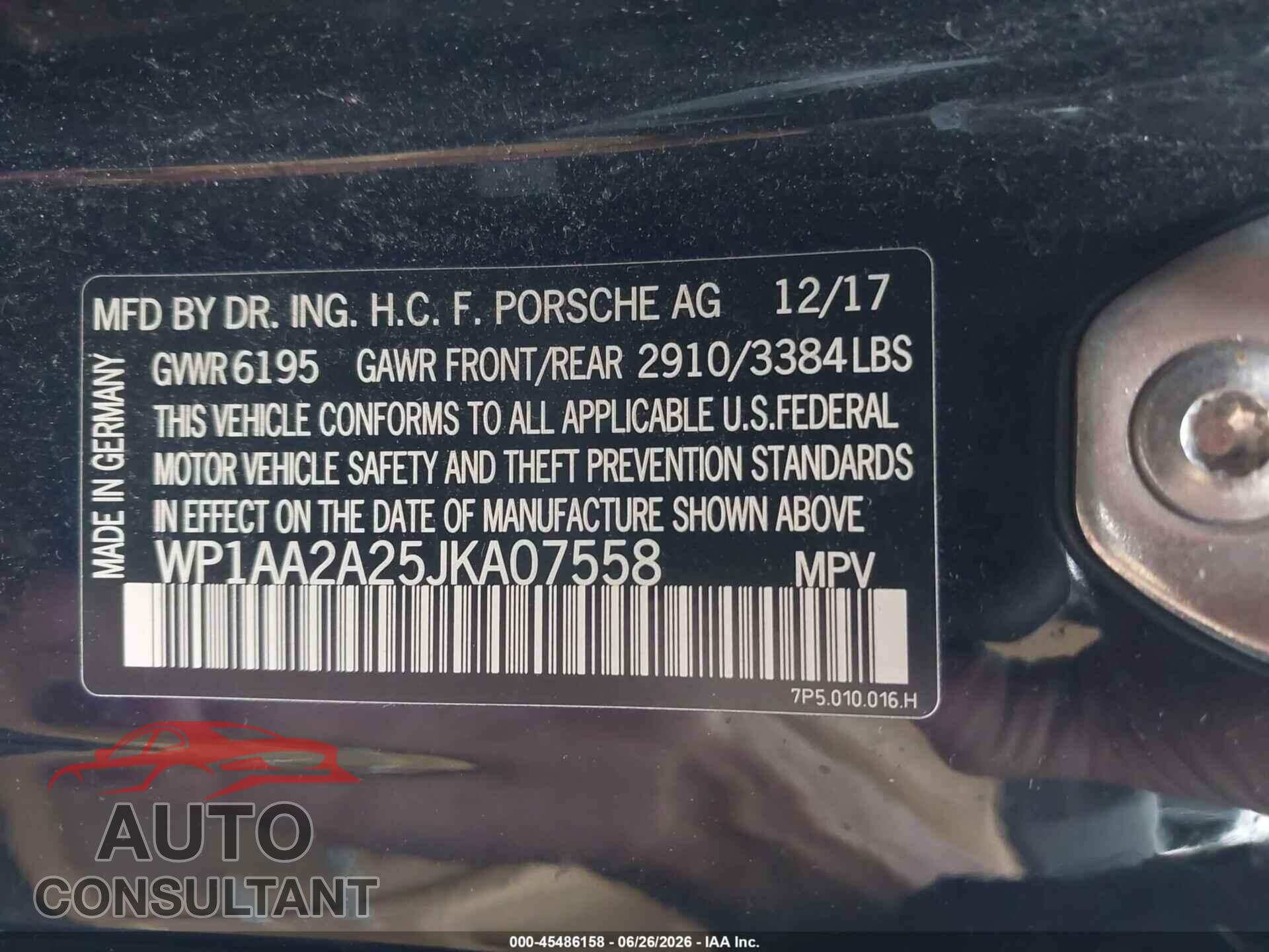 PORSCHE CAYENNE 2018 - WP1AA2A25JKA07558