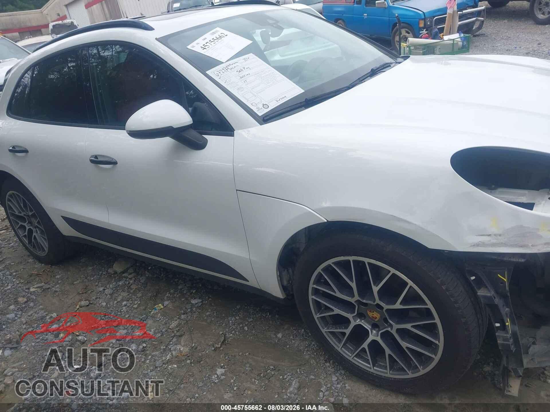 PORSCHE MACAN 2018 - WP1AA2A50JLB18376