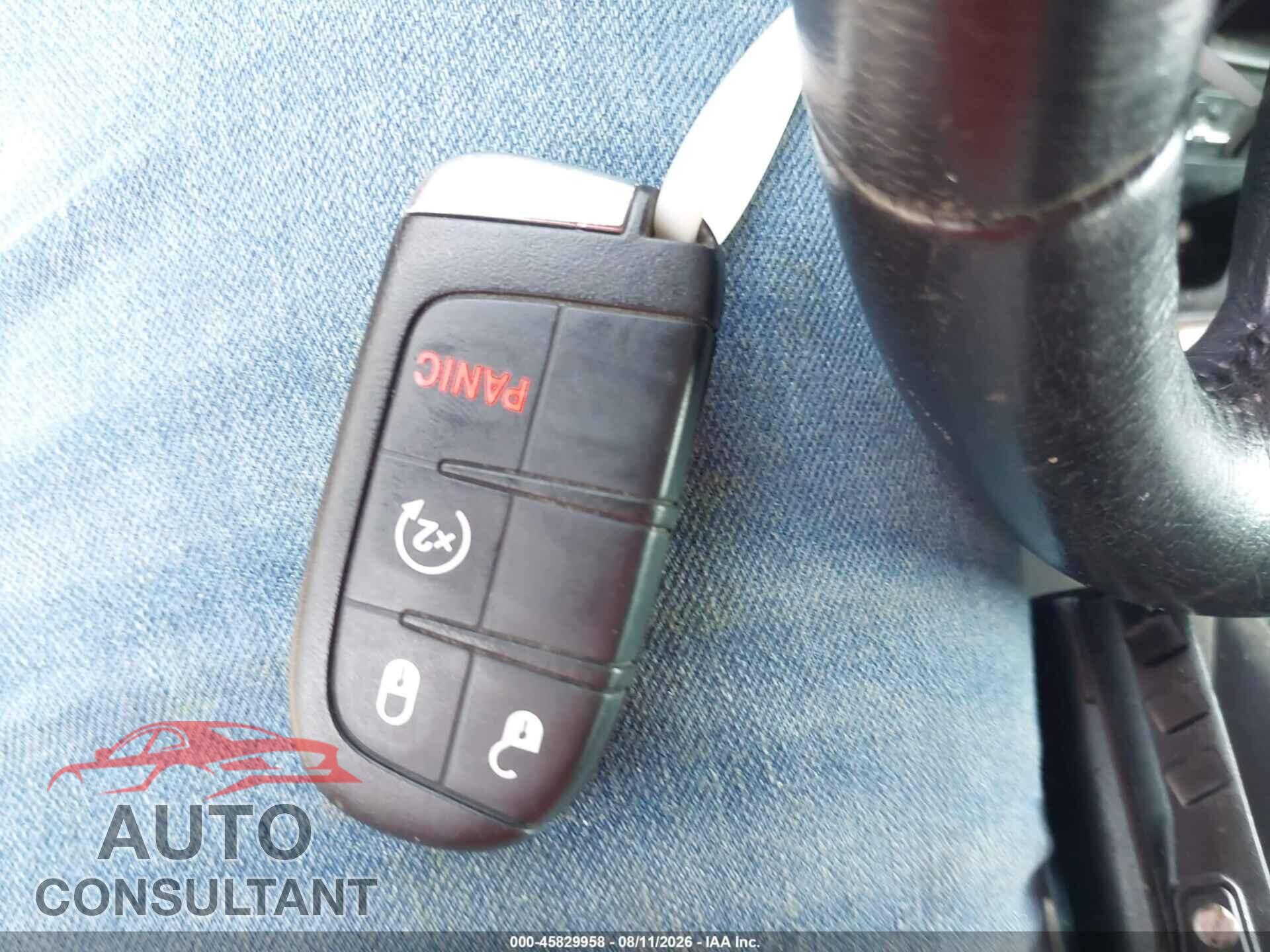 JEEP RENEGADE 2015 - ZACCJBBT3FPC40966