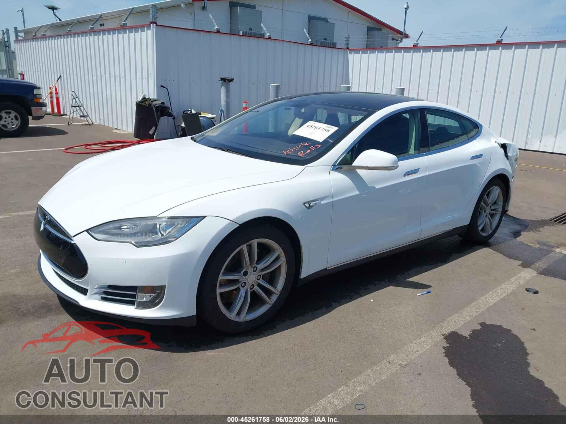 TESLA MODEL S 2014 - 5YJSA1H14EFP33511