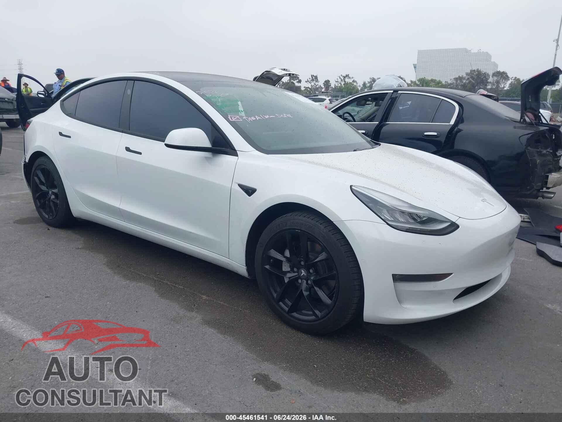 TESLA MODEL 3 2018 - 5YJ3E1EA4JF062560