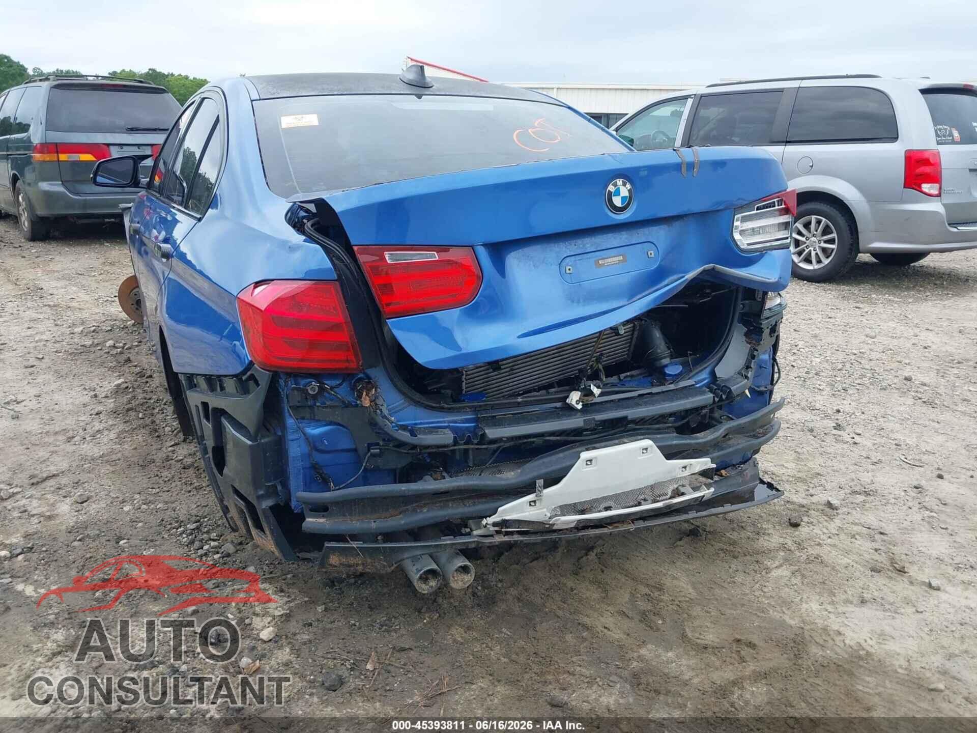 BMW 328I 2013 - WBA3B3C55DF539164