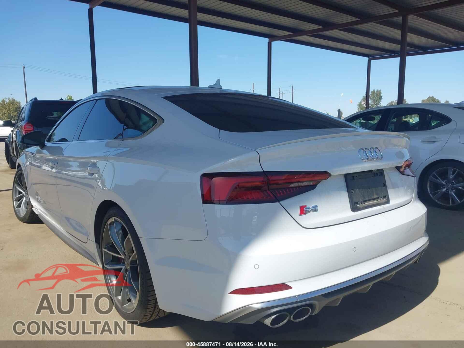 AUDI S5 2018 - WAUB4CF53JA065712