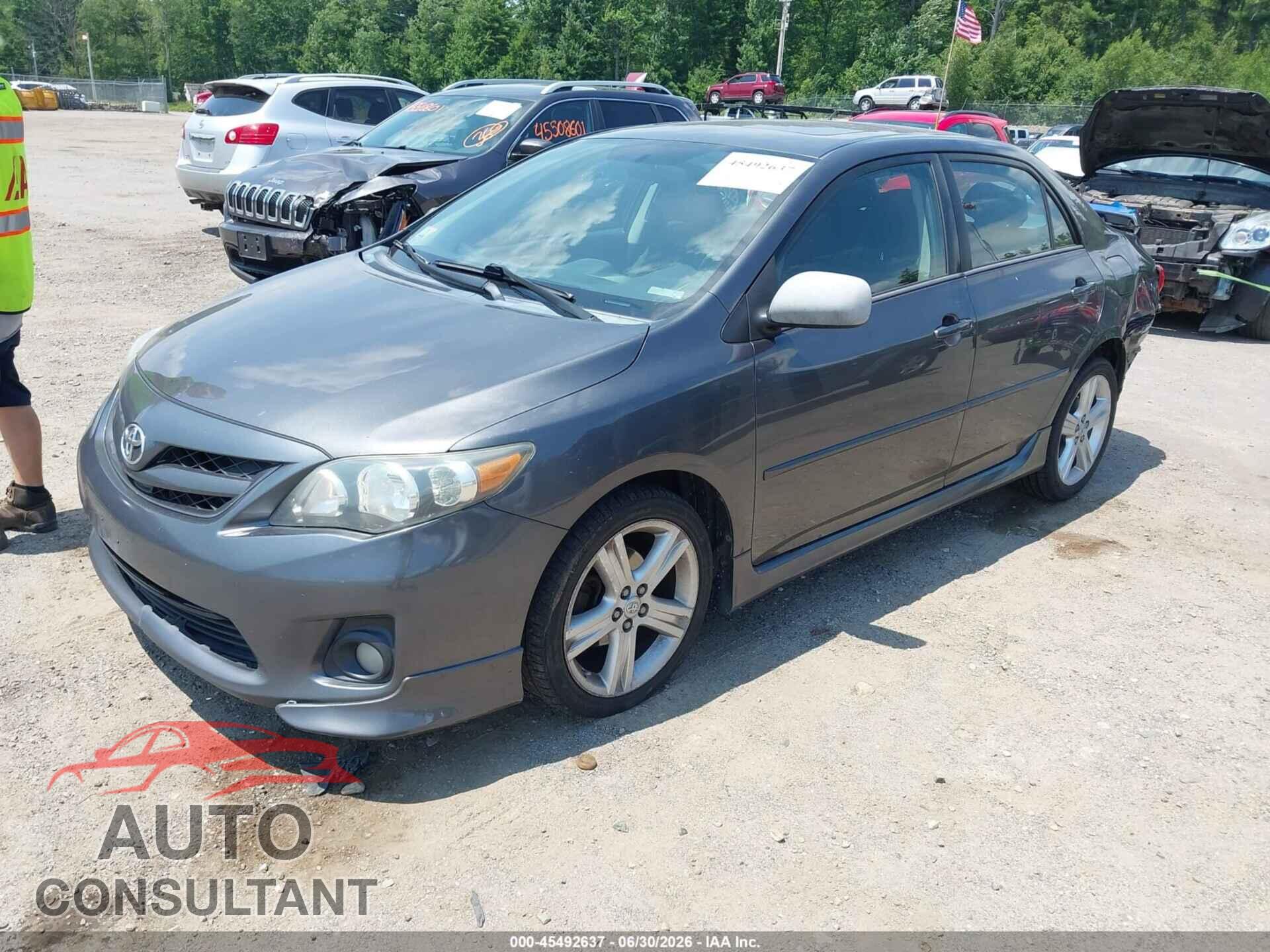 TOYOTA COROLLA 2013 - 2T1BU4EE2DC026488