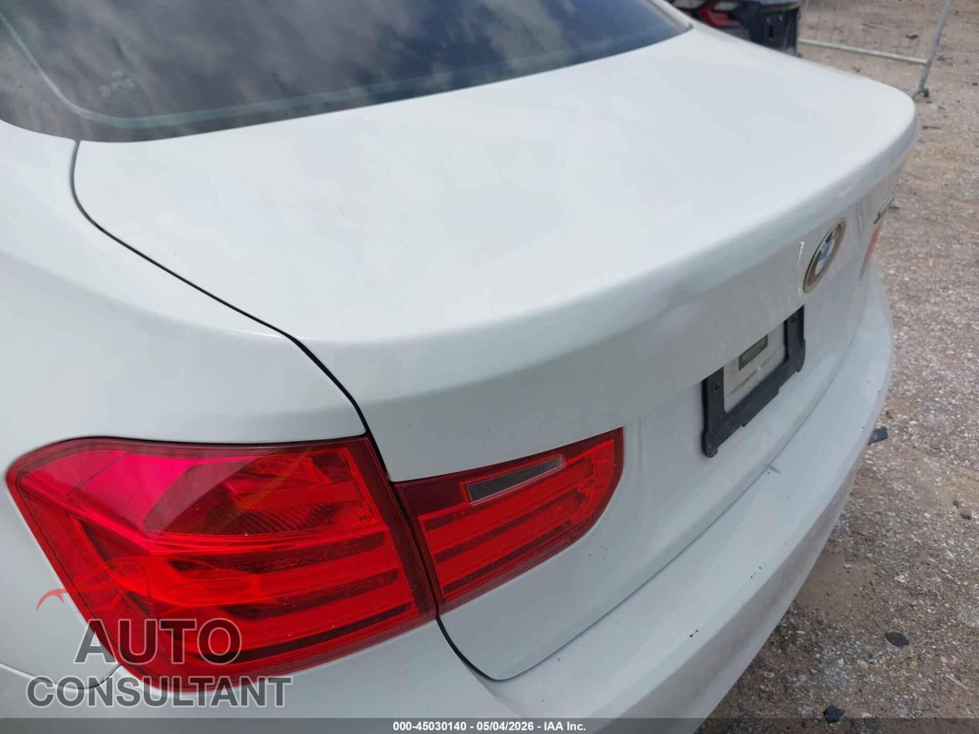 BMW 320I 2014 - WBA3B1C50EP678960