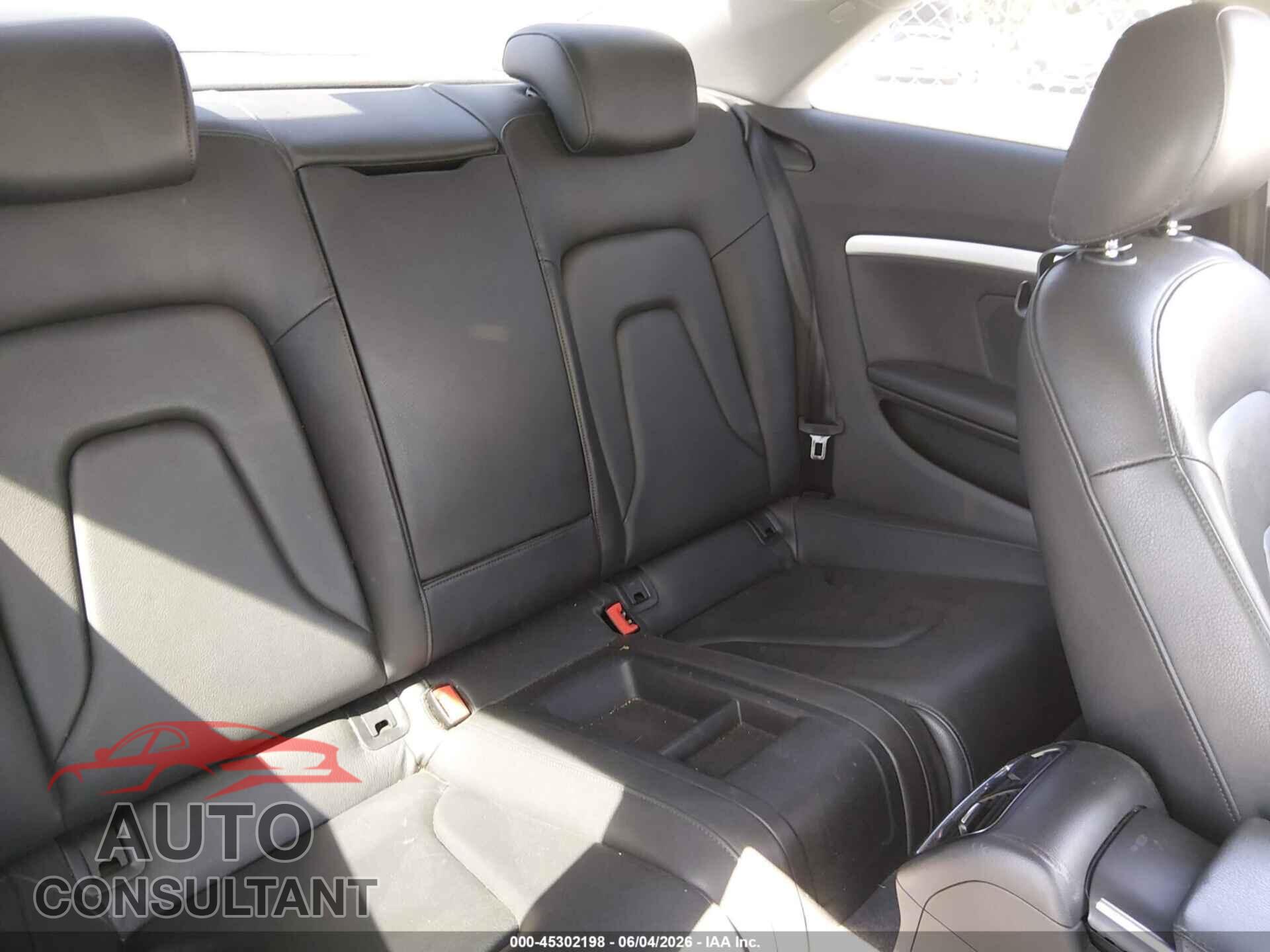 AUDI A5 2012 - WAULFAFR8CA015509