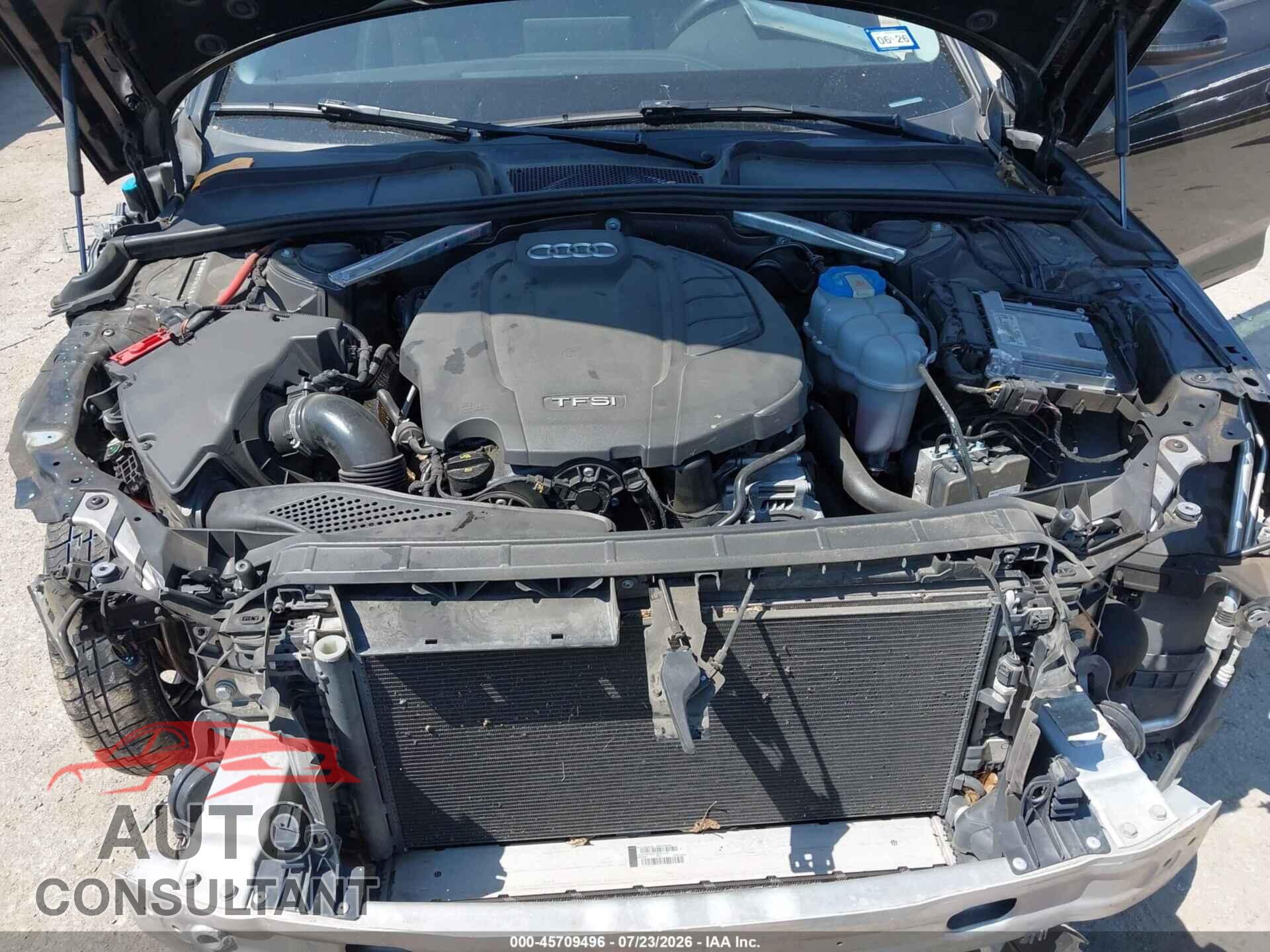AUDI A4 2018 - WAUKMAF47JA213162