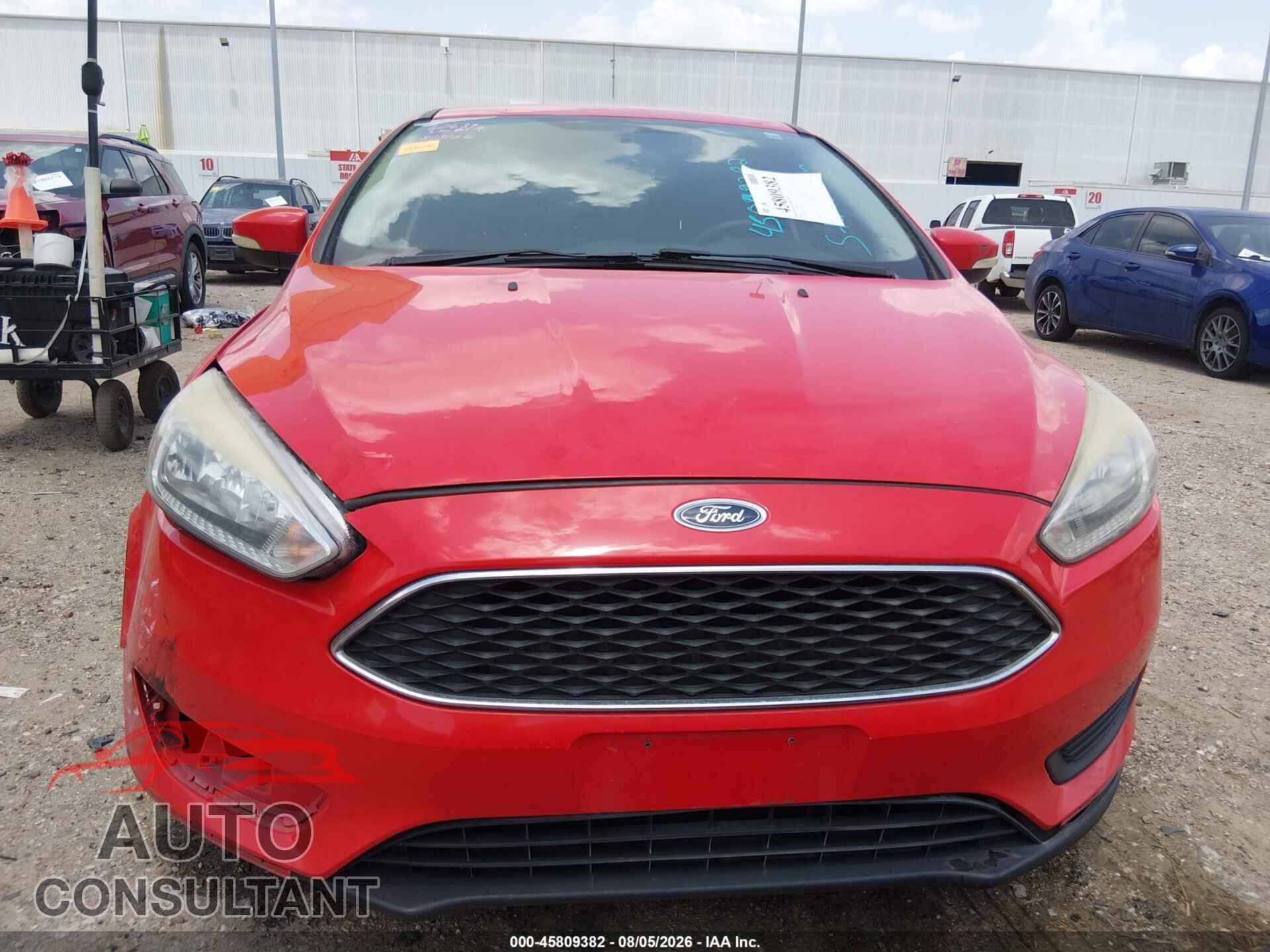 FORD FOCUS 2016 - 1FADP3F26GL284305