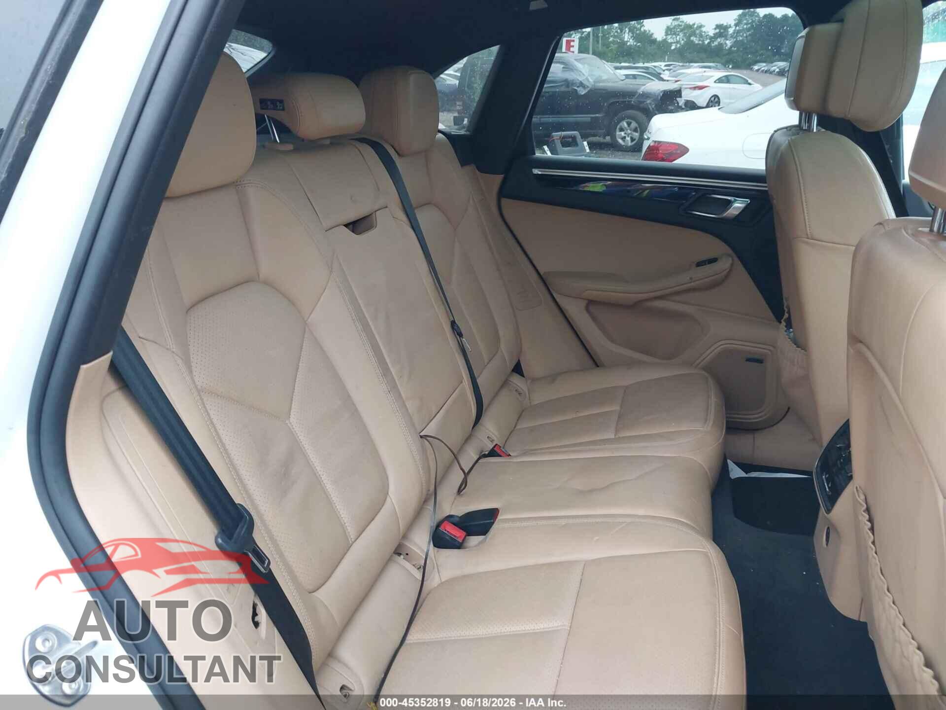 PORSCHE MACAN 2018 - WP1AB2A57JLB37262