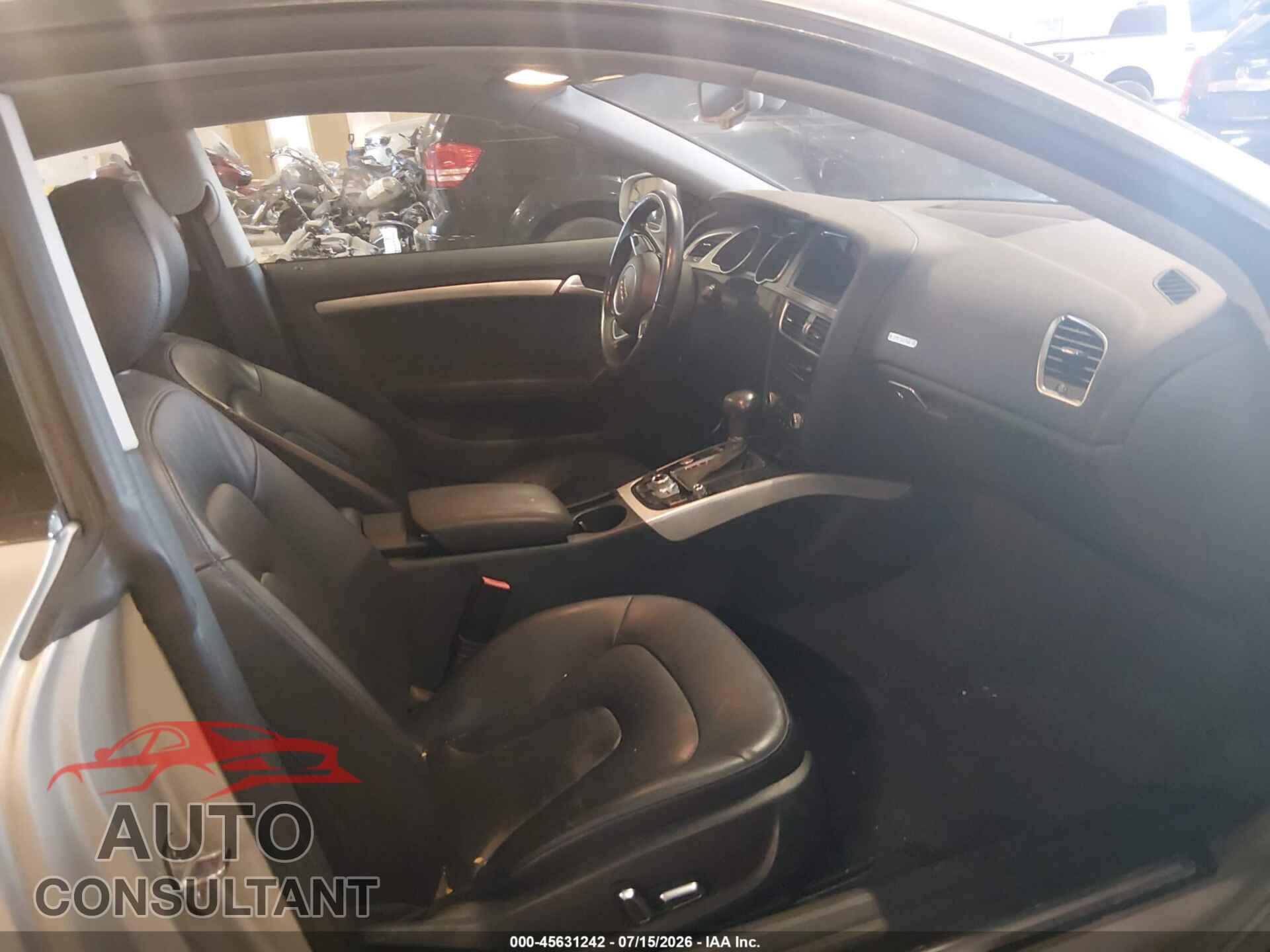 AUDI A5 2013 - WAULFAFR2DA043162