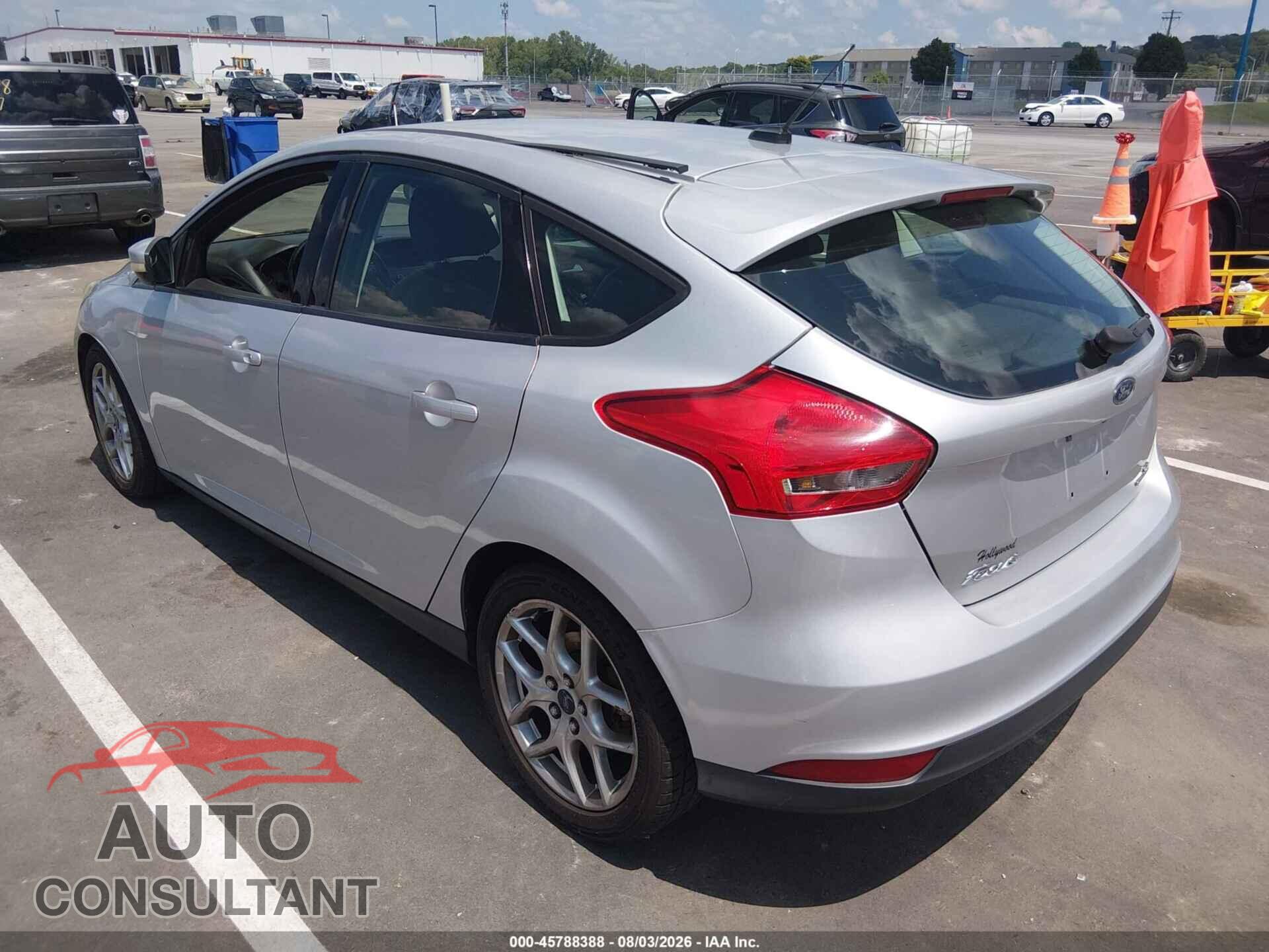FORD FOCUS 2015 - 1FADP3K27FL283636