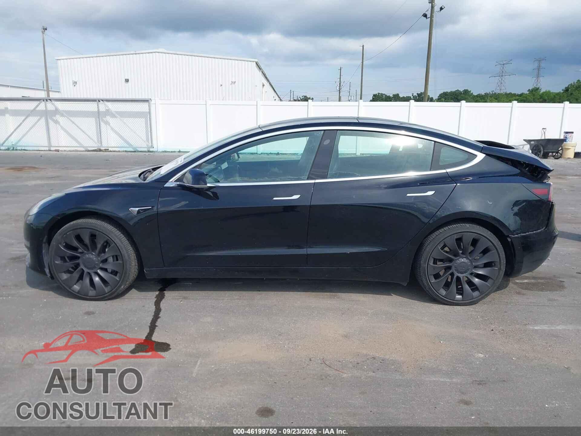TESLA MODEL 3 2019 - 5YJ3E1EB2KF385385