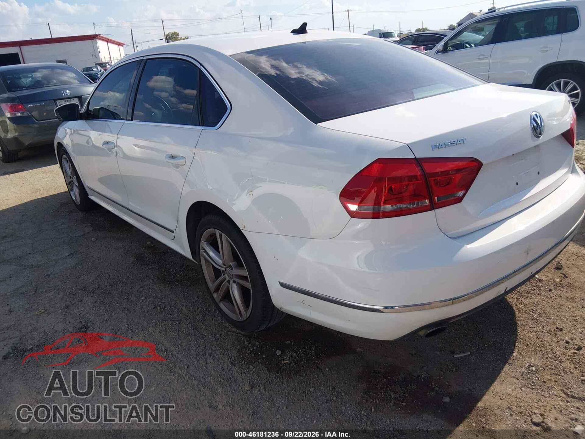 VOLKSWAGEN PASSAT 2014 - 1VWCT7A36EC024621