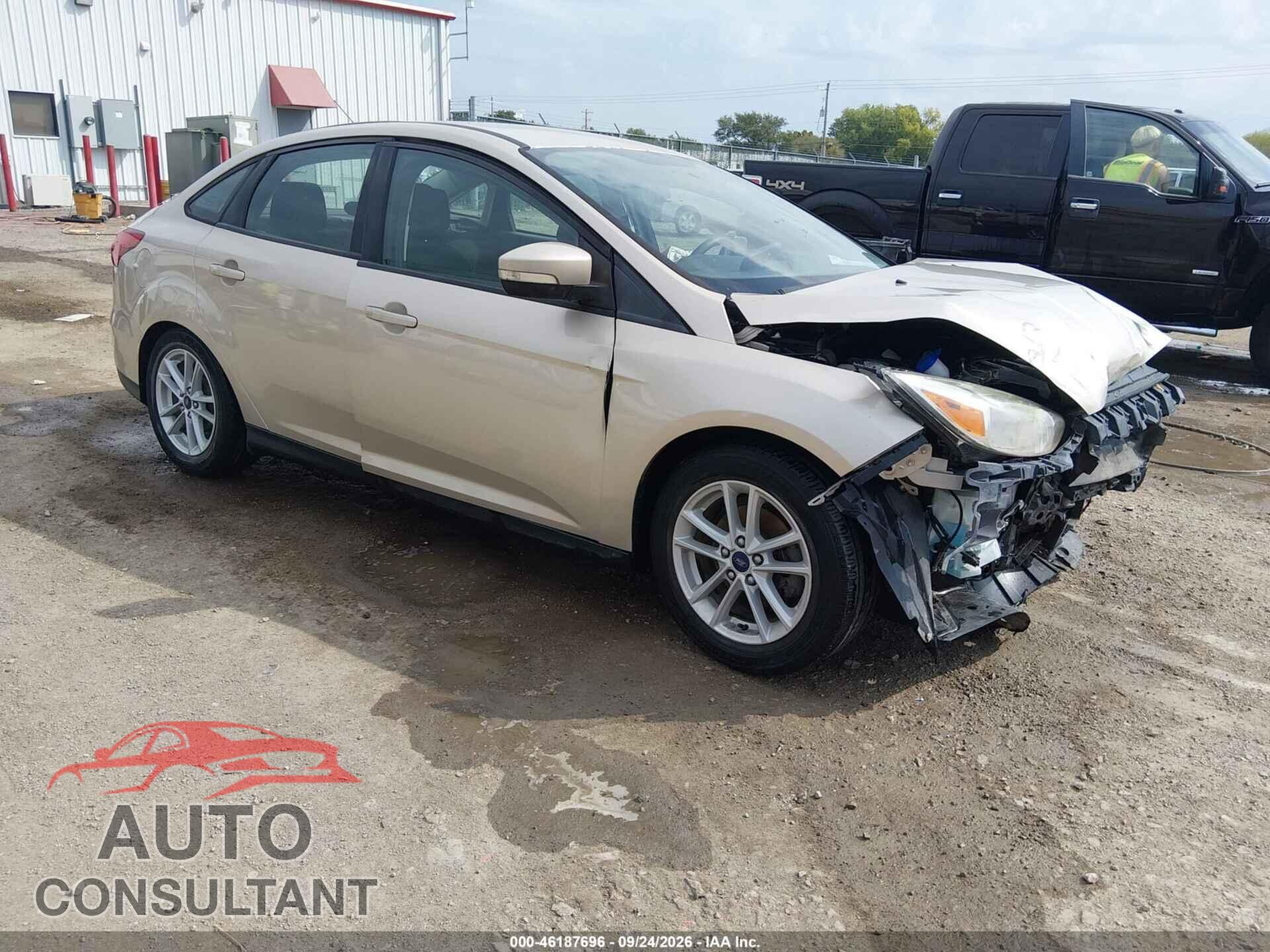 FORD FOCUS 2017 - 1FADP3F25HL304836
