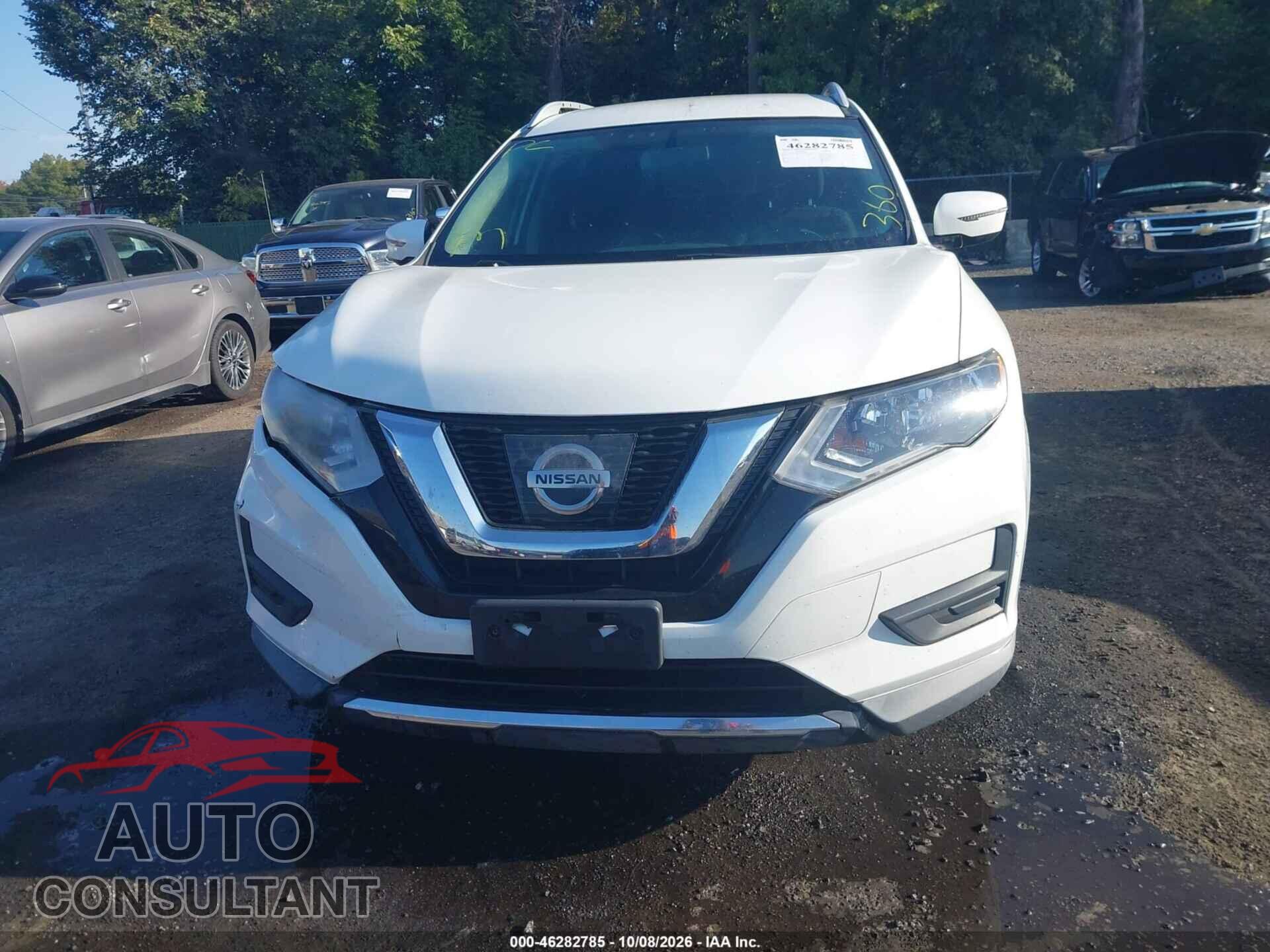 NISSAN ROGUE 2017 - KNMAT2MV4HP590851