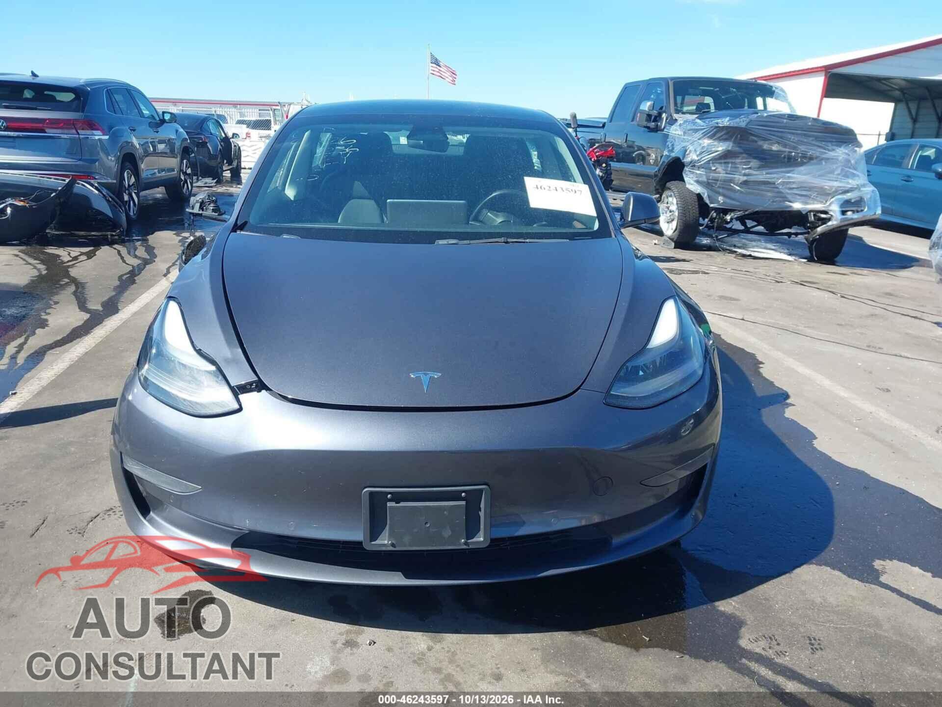 TESLA MODEL 3 2022 - 5YJ3E1EA3NF110135