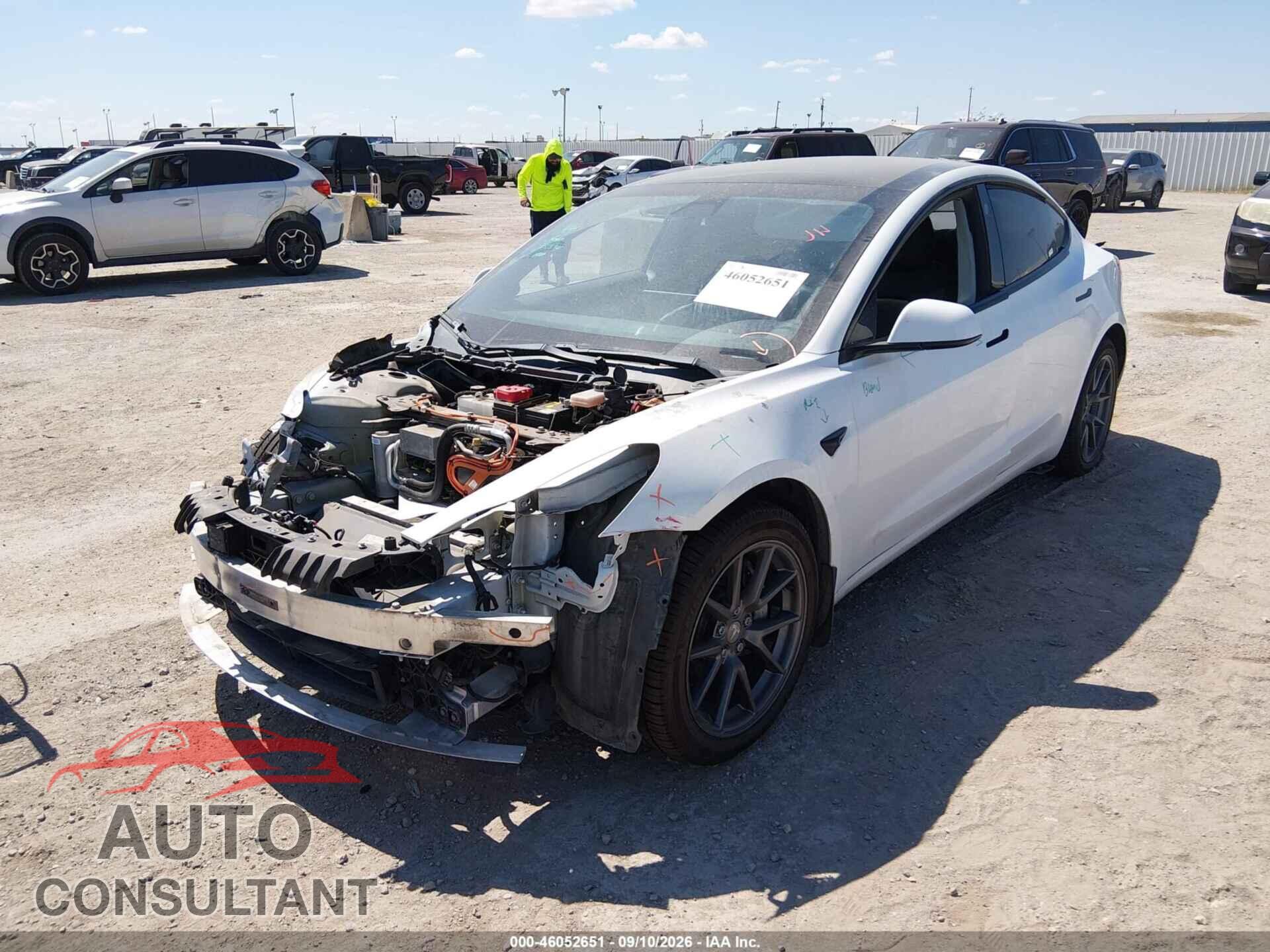 TESLA MODEL 3 2021 - 5YJ3E1EA1MF851544