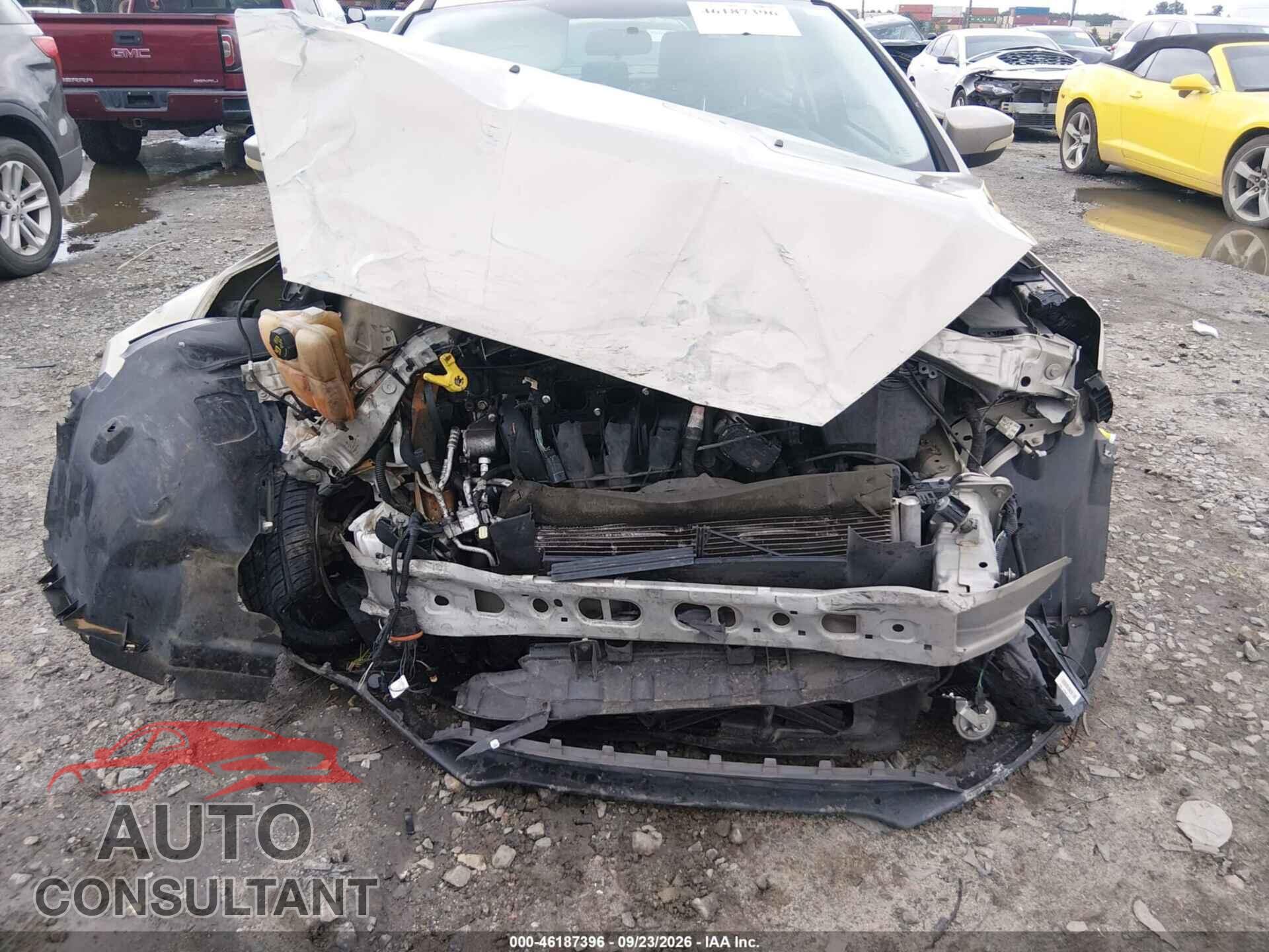 FORD FOCUS 2016 - 1FADP3F24GL264117