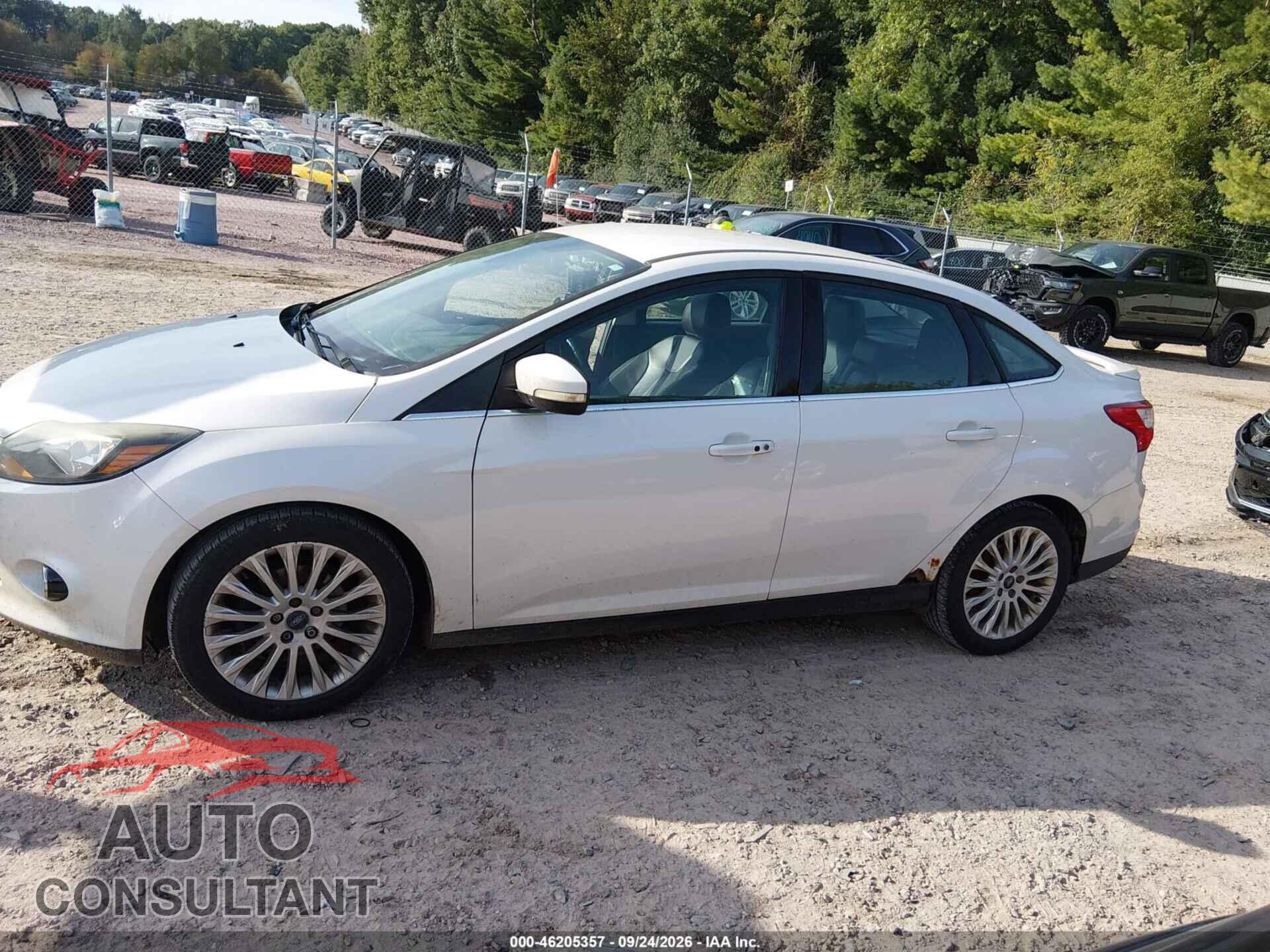 FORD FOCUS 2012 - 1FAHP3J29CL480256