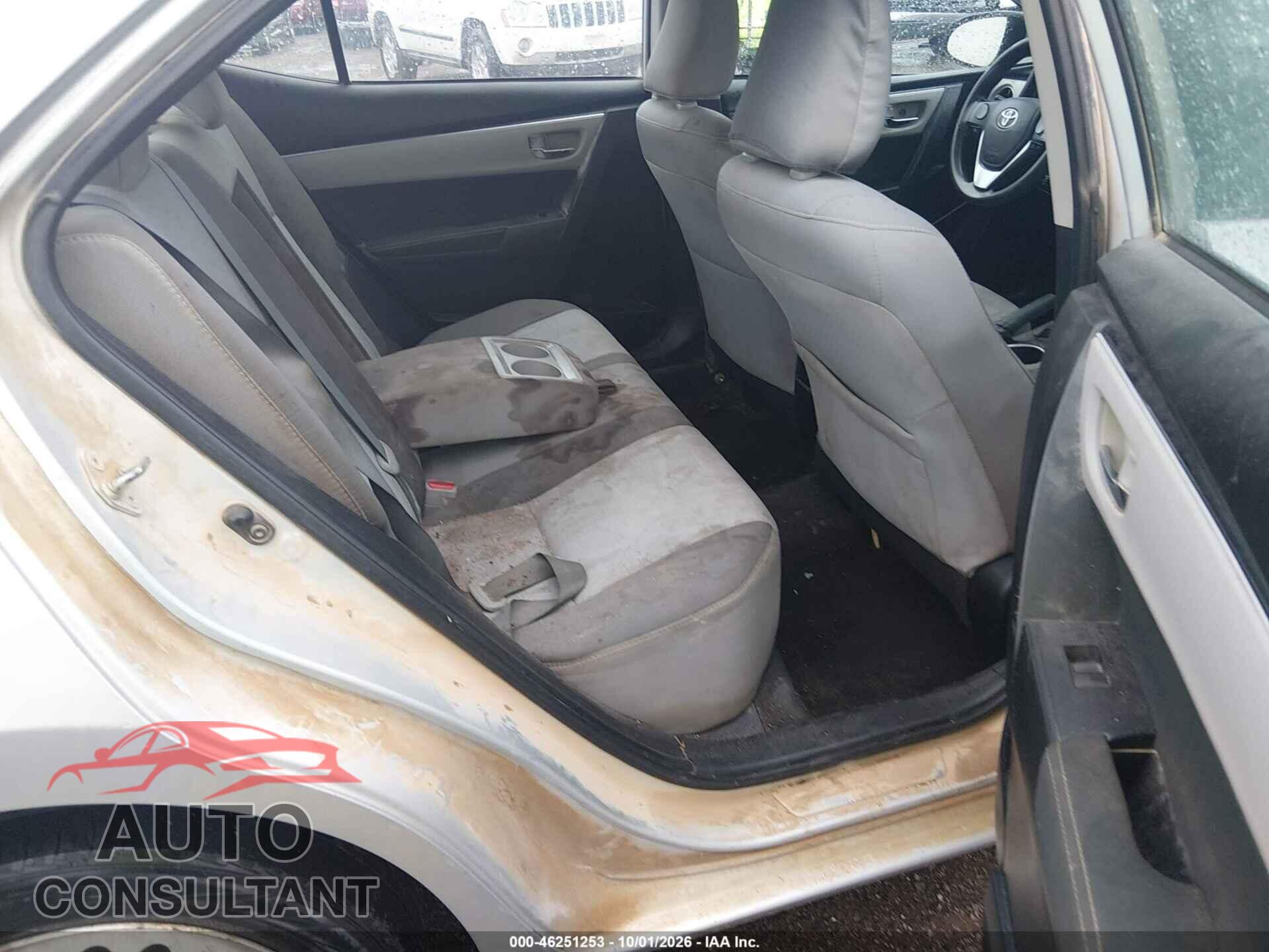 TOYOTA COROLLA 2017 - 5YFBURHE2HP631724