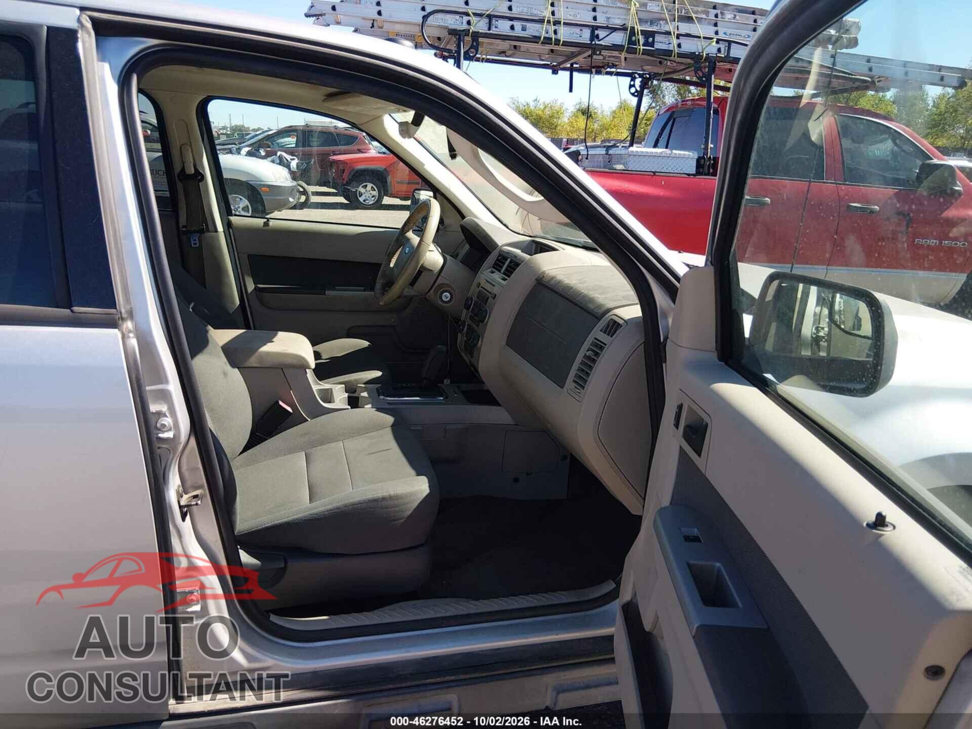 FORD ESCAPE 2010 - 1FMCU9DG6AKB01848