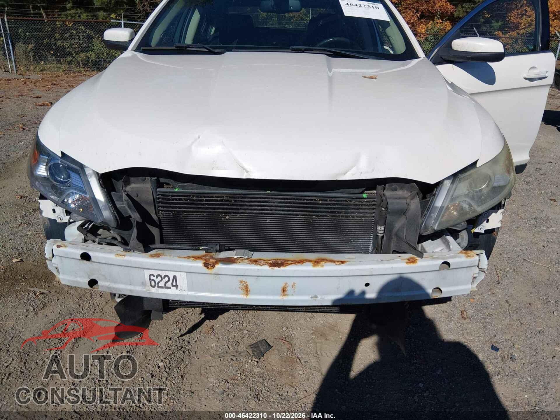 FORD TAURUS 2010 - 1FAHP2KT8AG125991