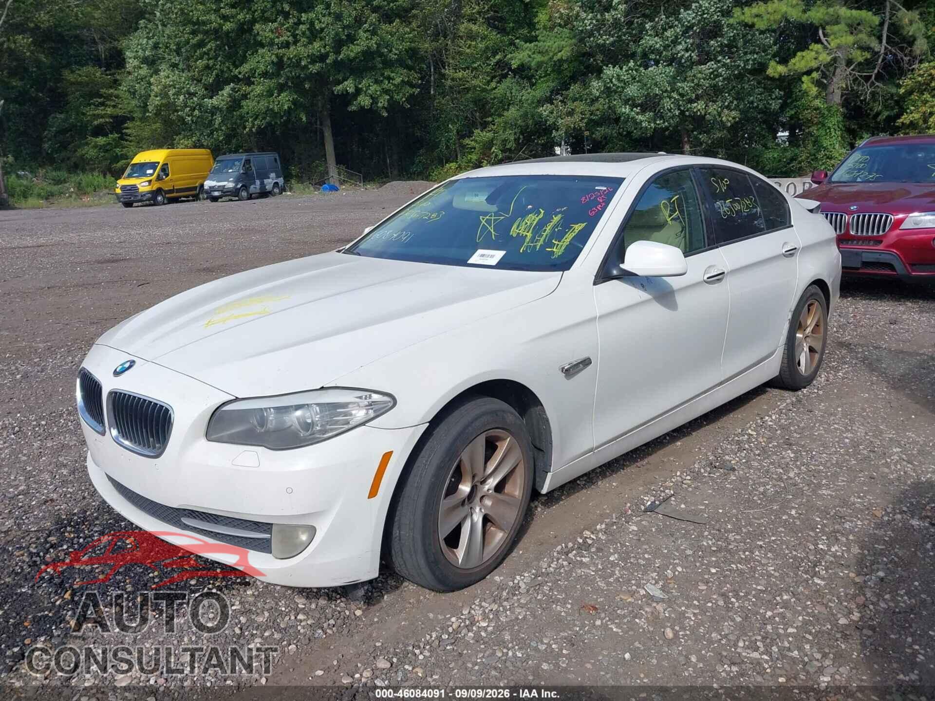 BMW 528I 2011 - WBAFR1C57BC749406