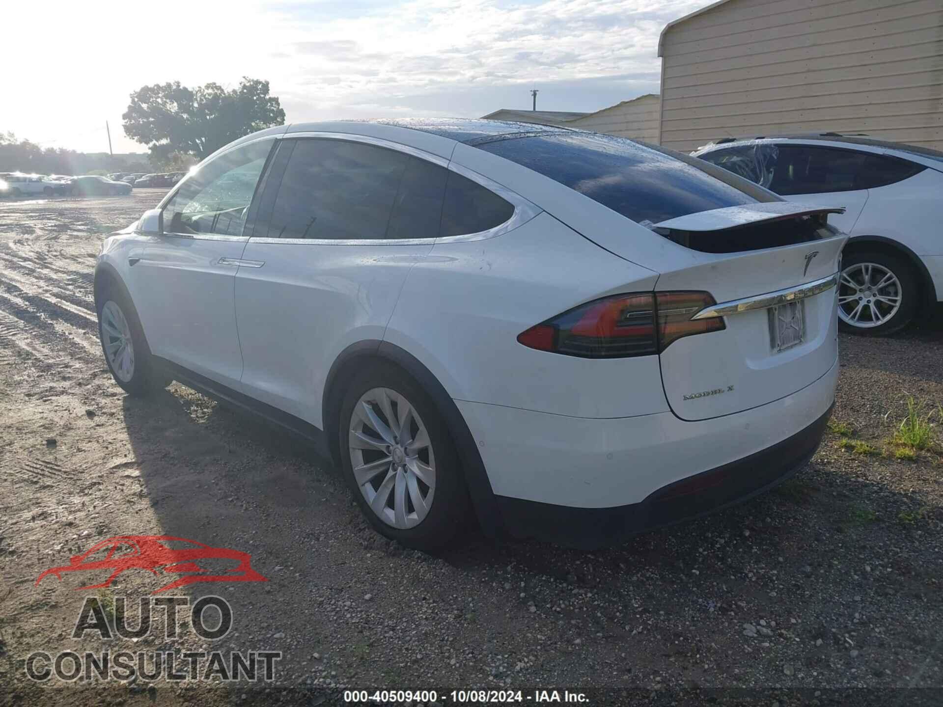 TESLA MODEL X 2017 - 5YJXCDE23HF044644