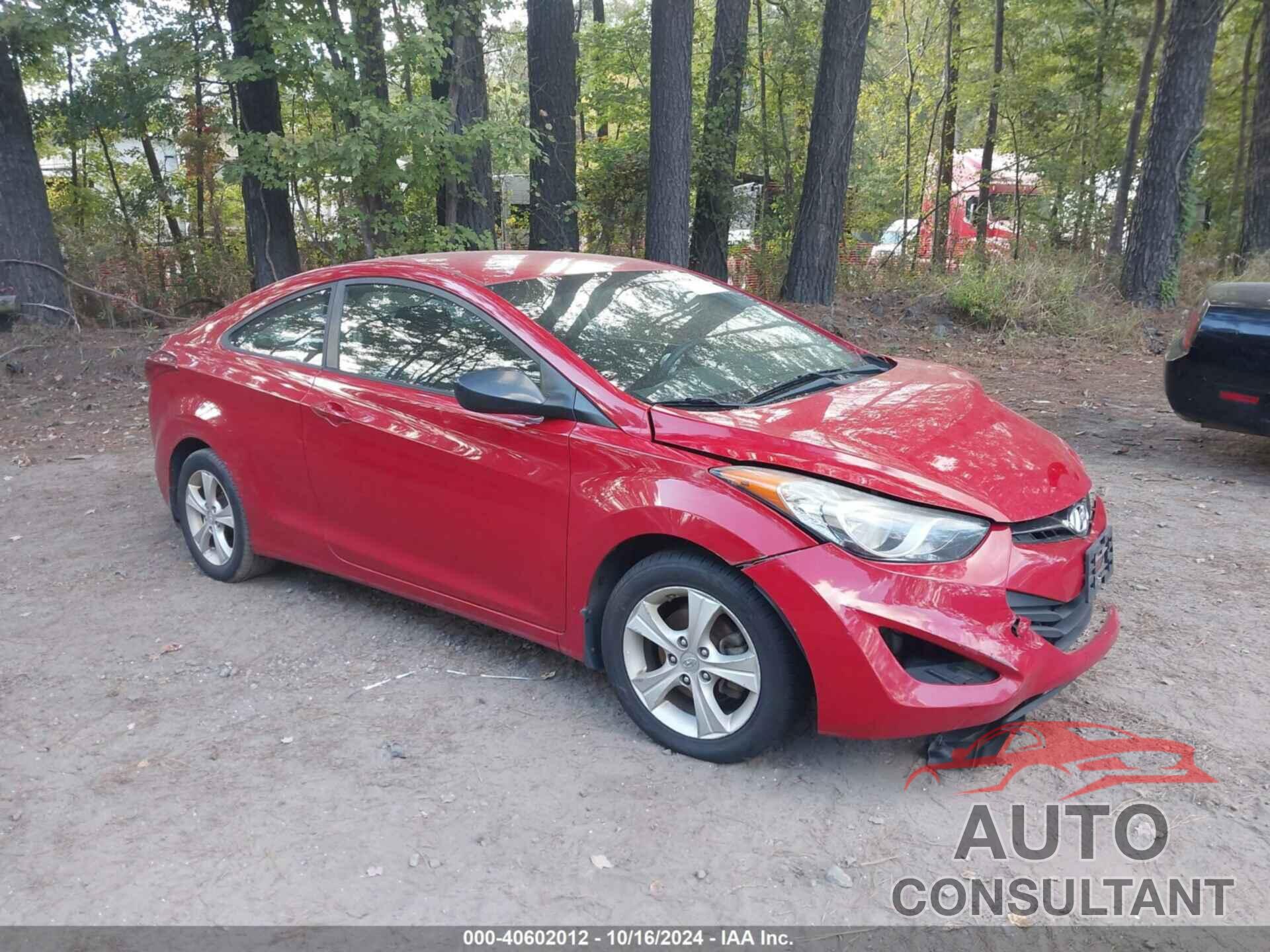 HYUNDAI ELANTRA 2013 - KMHDH6AE3DU010975