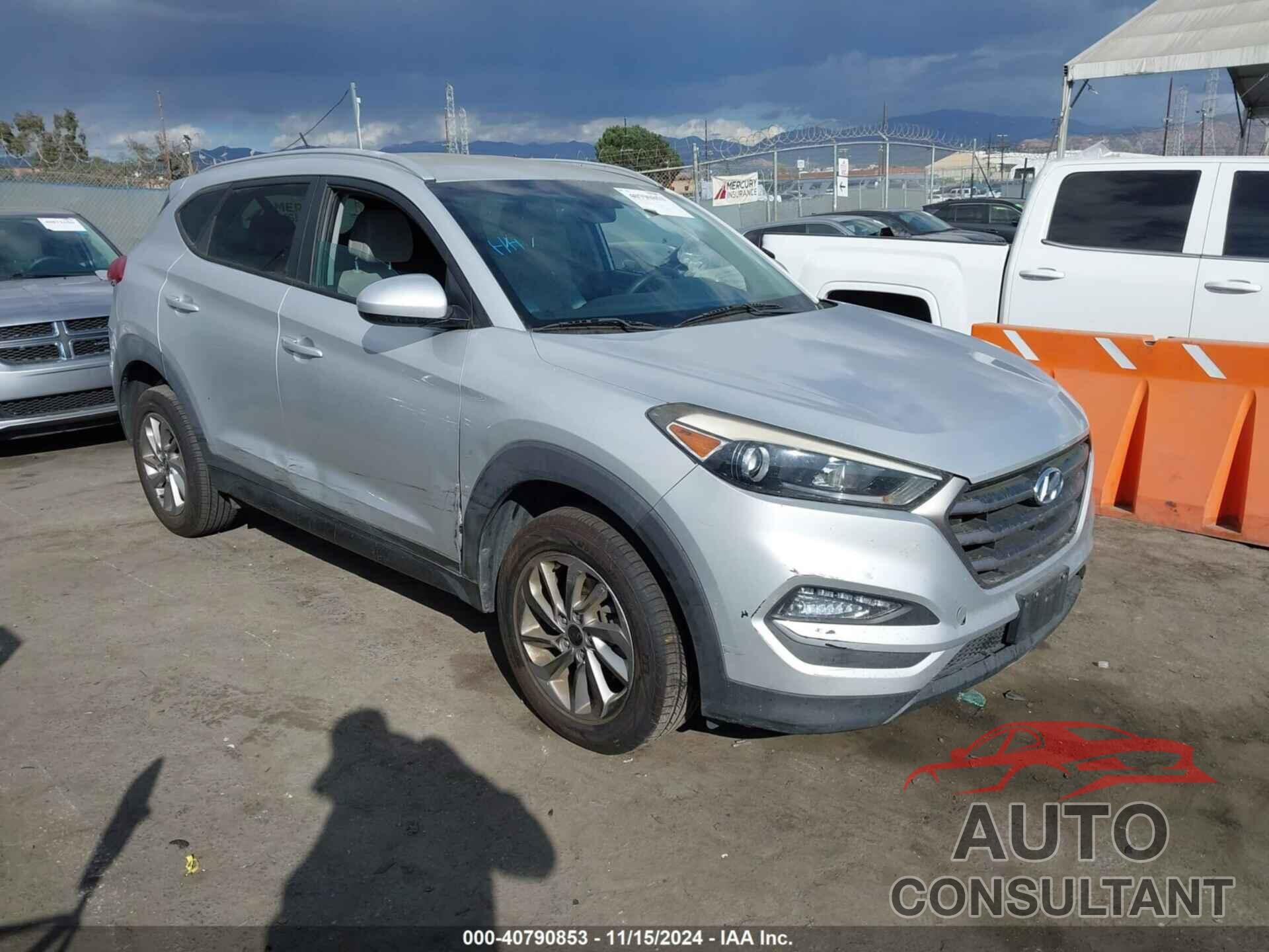 HYUNDAI TUCSON 2016 - KM8J33A46GU090008