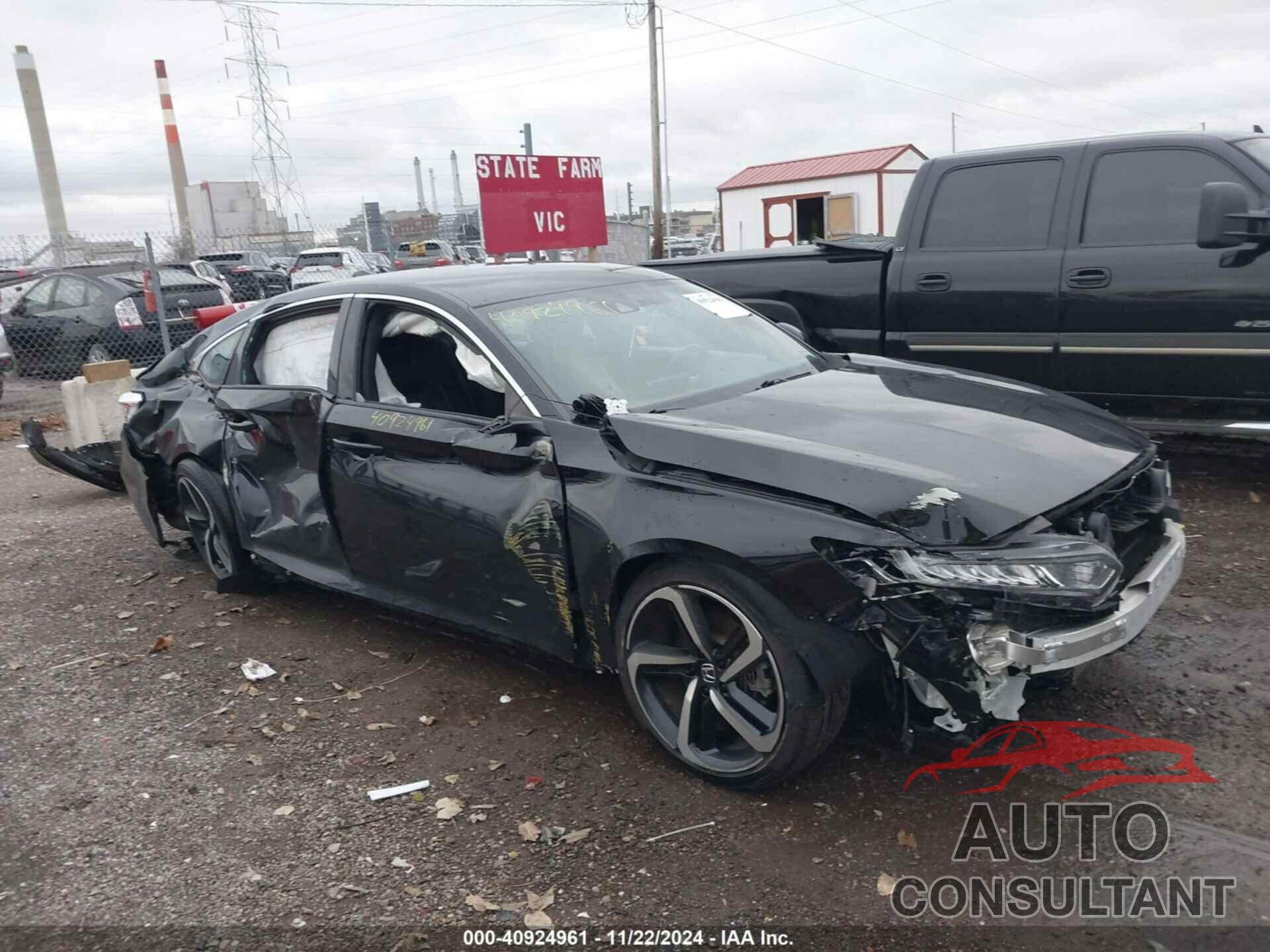 HONDA ACCORD 2018 - 1HGCV1F37JA150822