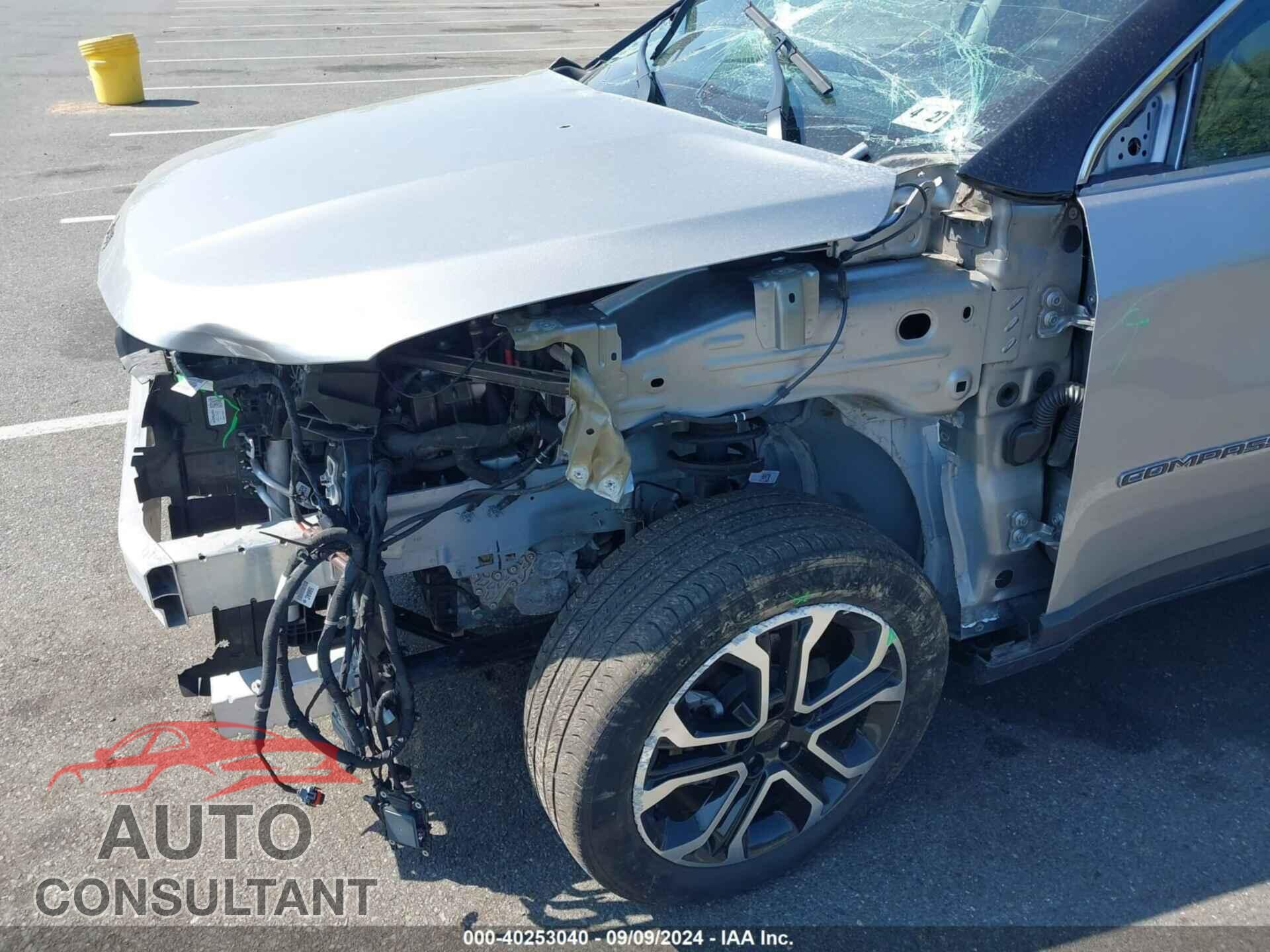 JEEP COMPASS 2022 - 3C4NJDCB5NT104680