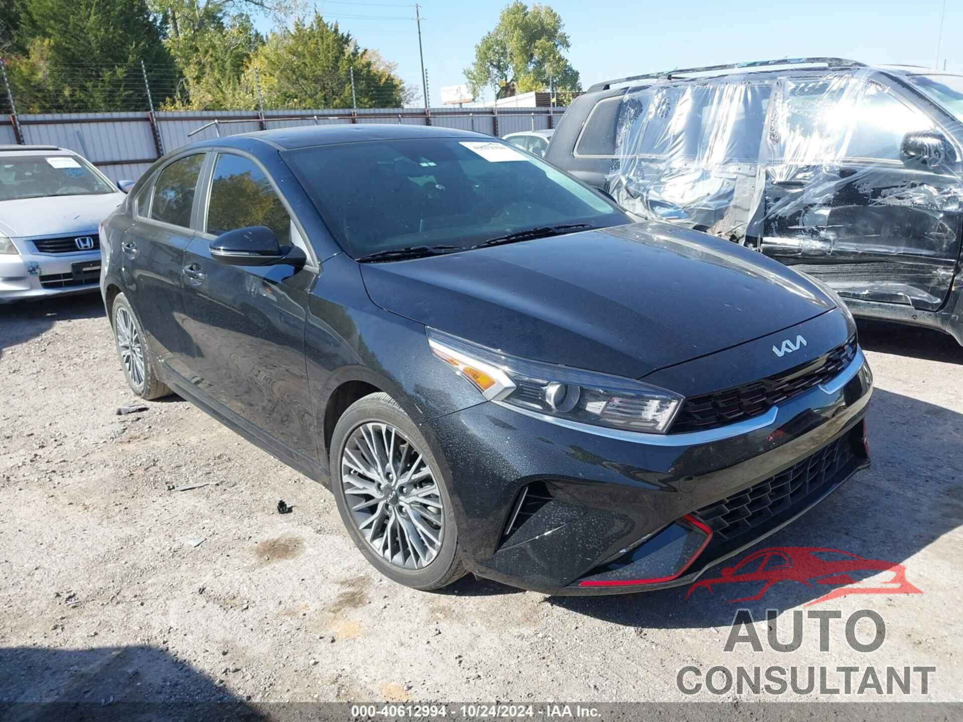 KIA FORTE 2023 - 3KPF54AD5PE556570