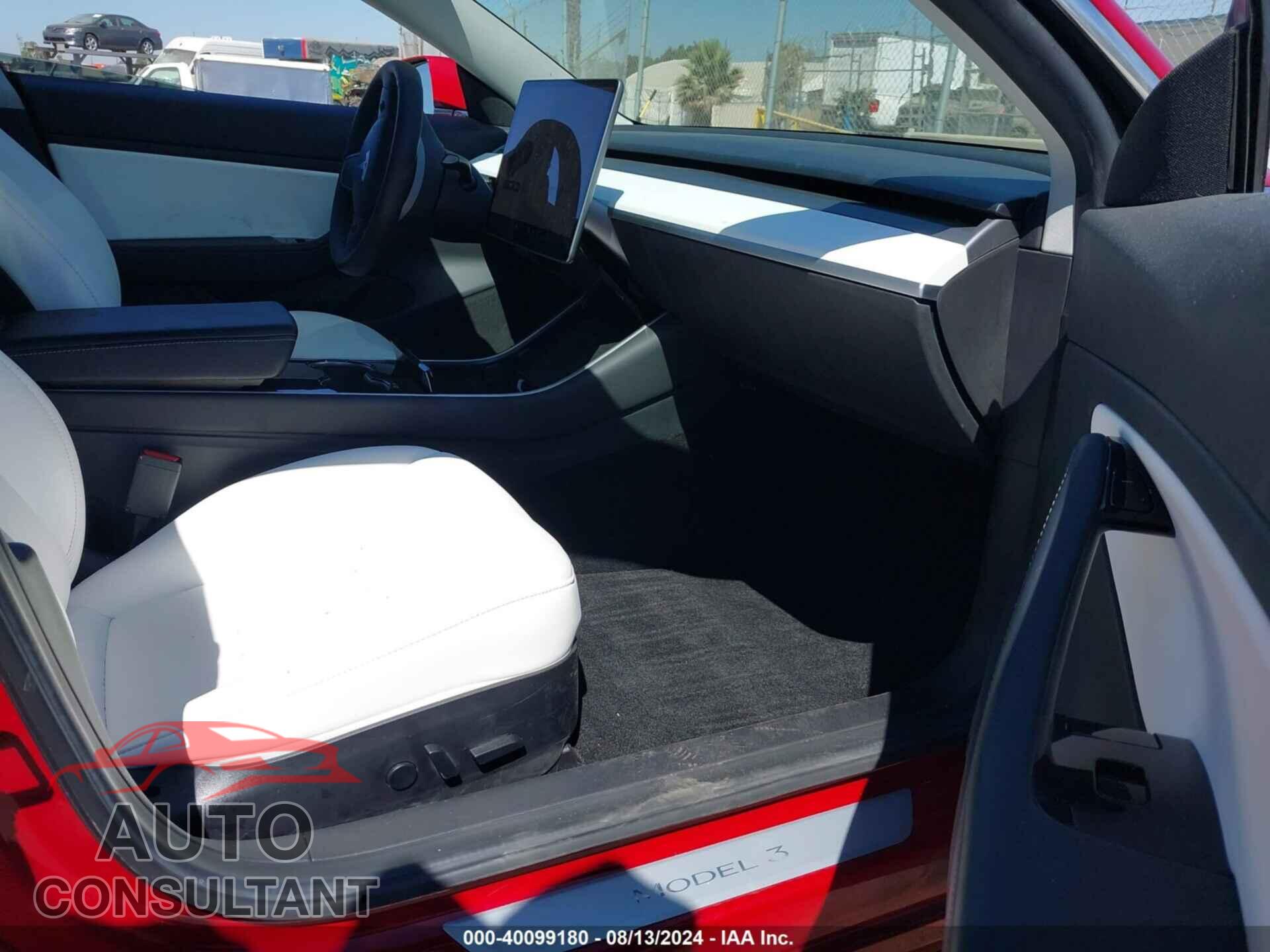 TESLA MODEL 3 2019 - 5YJ3E1EA1KF444823