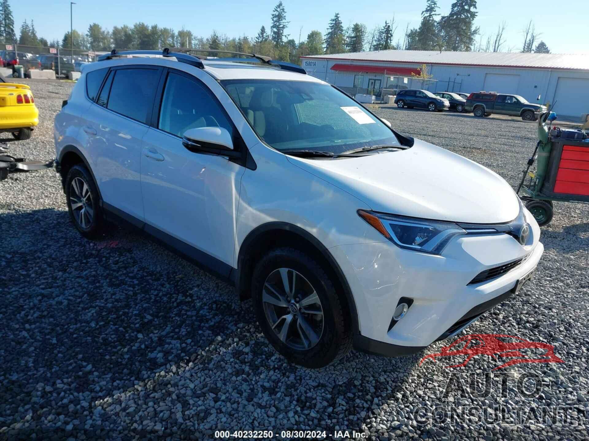 TOYOTA RAV4 2017 - 2T3RFREV2HW679632