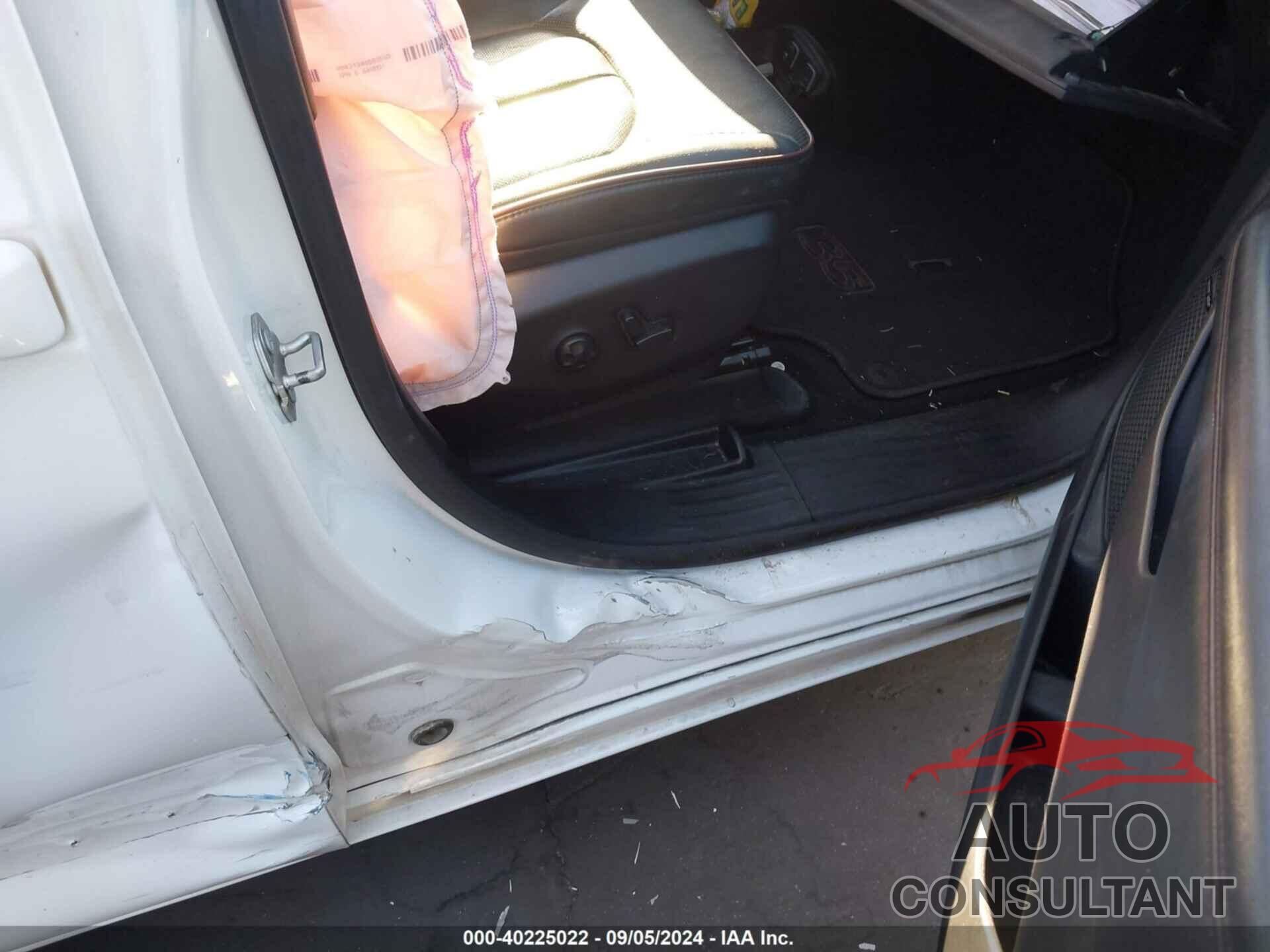 CHRYSLER PACIFICA HYBRID 2020 - 2C4RC1N7XLR134454