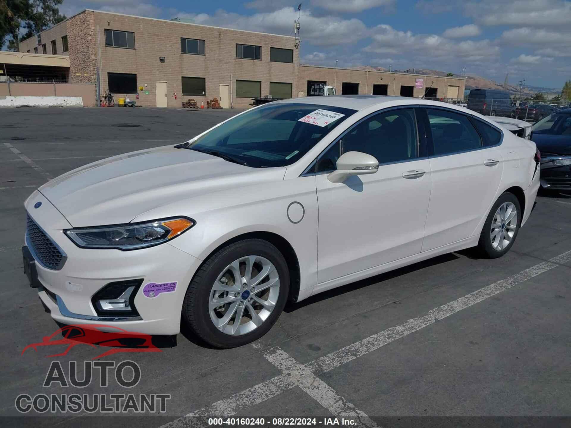 FORD FUSION ENERGI 2019 - 3FA6P0SU1KR216860