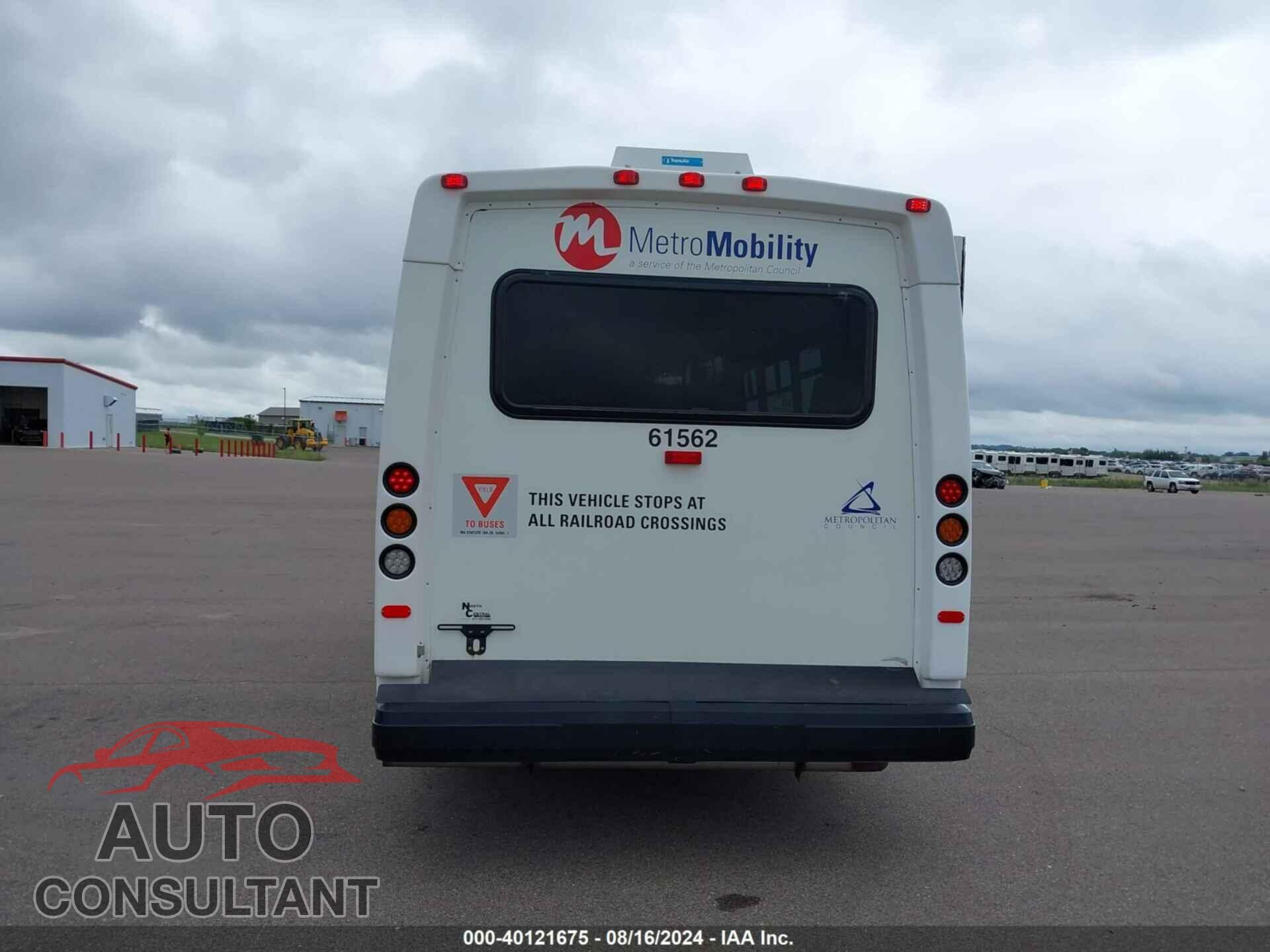 FORD ECONOLINE 2017 - 1FDFE4FS6HDC33599