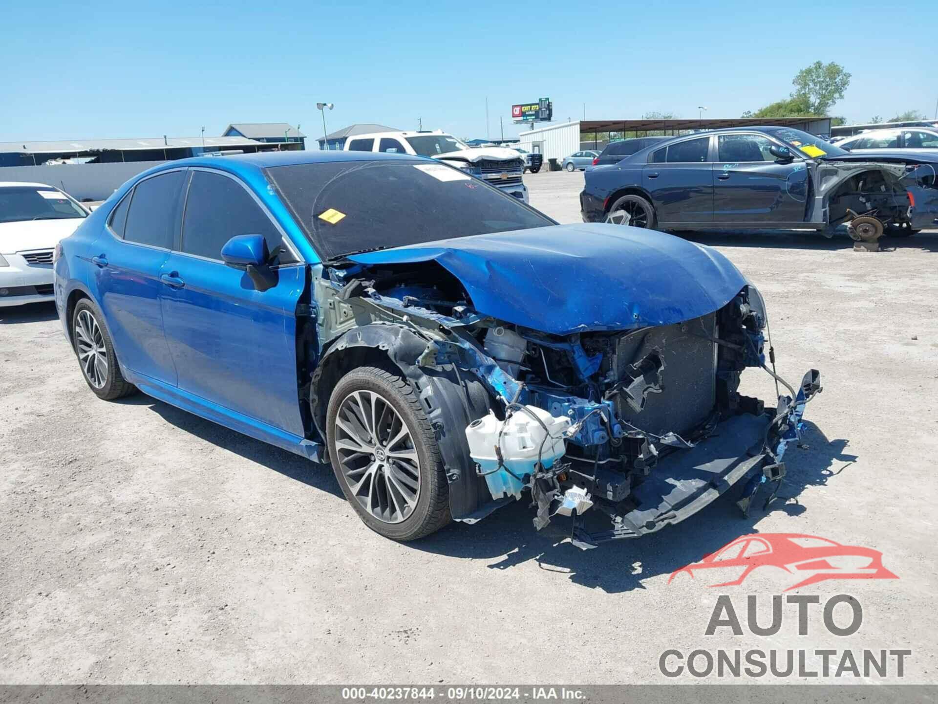 TOYOTA CAMRY 2019 - 4T1B11HKXKU200618