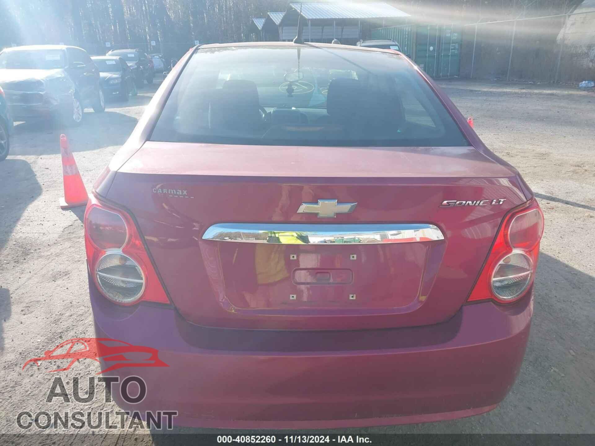 CHEVROLET SONIC 2014 - 1G1JC5SG4E4126499