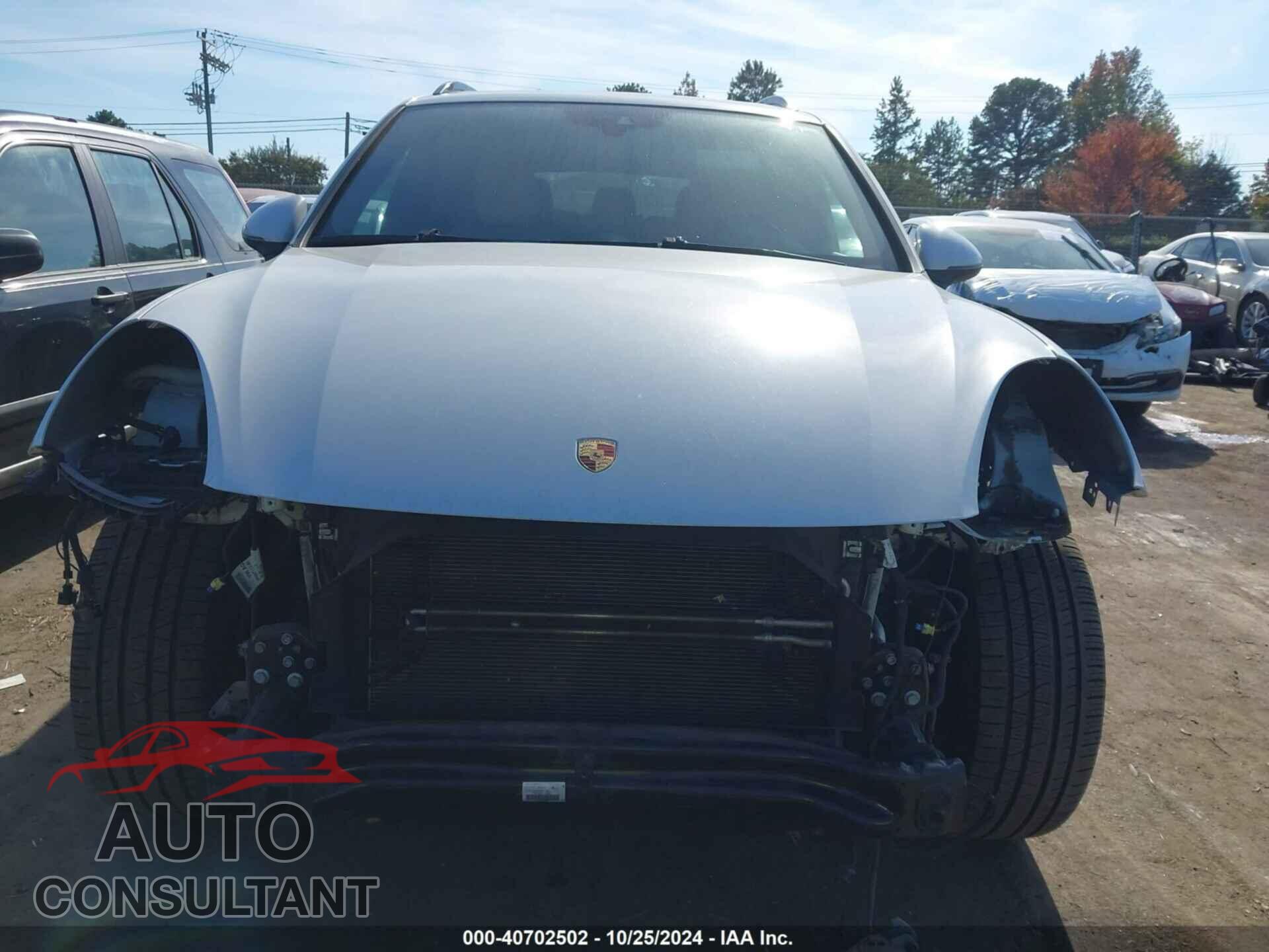 PORSCHE CAYENNE 2017 - WP1AA2A2XHKA90835