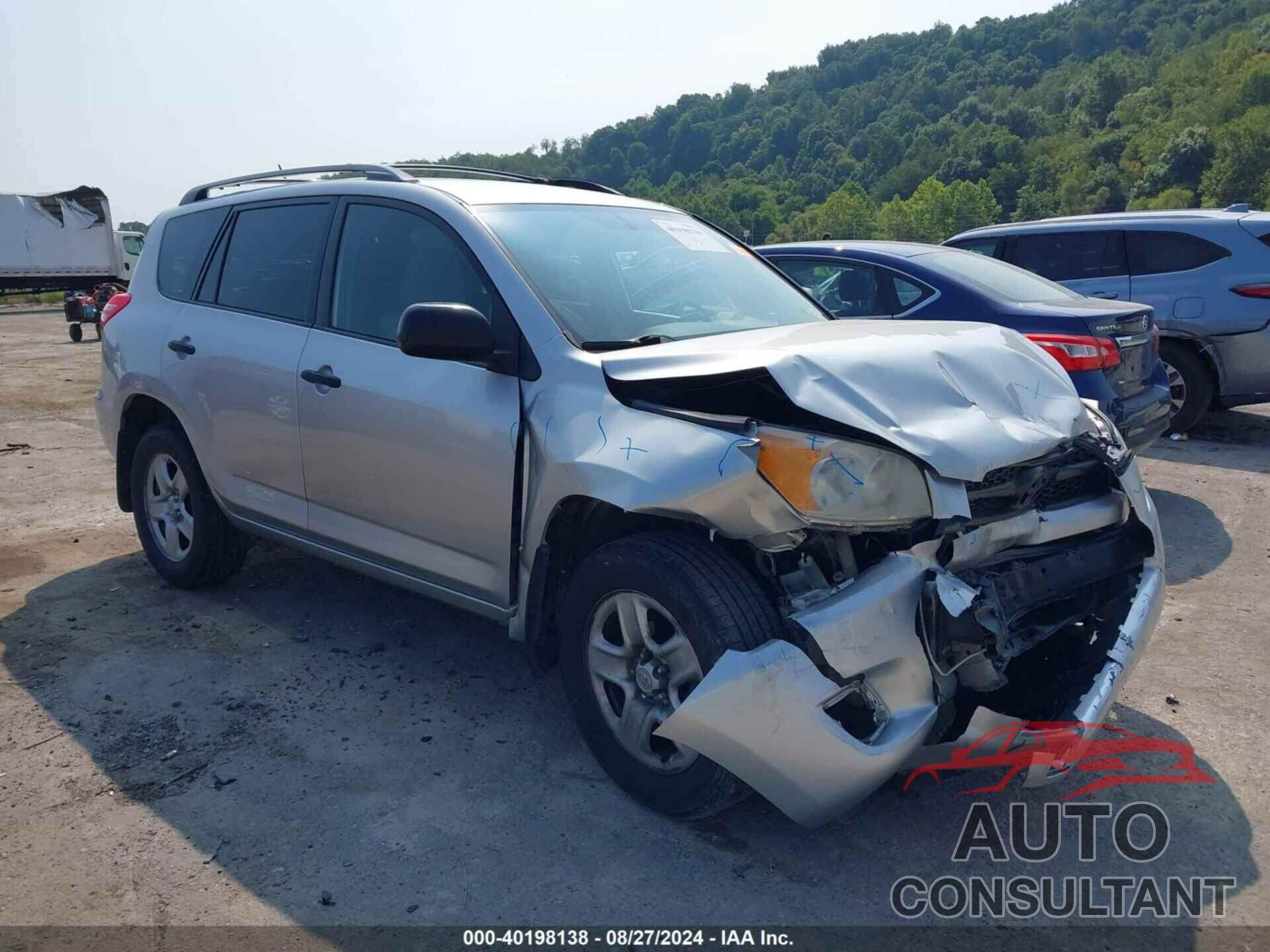 TOYOTA RAV4 2009 - JTMBF33V19D014205